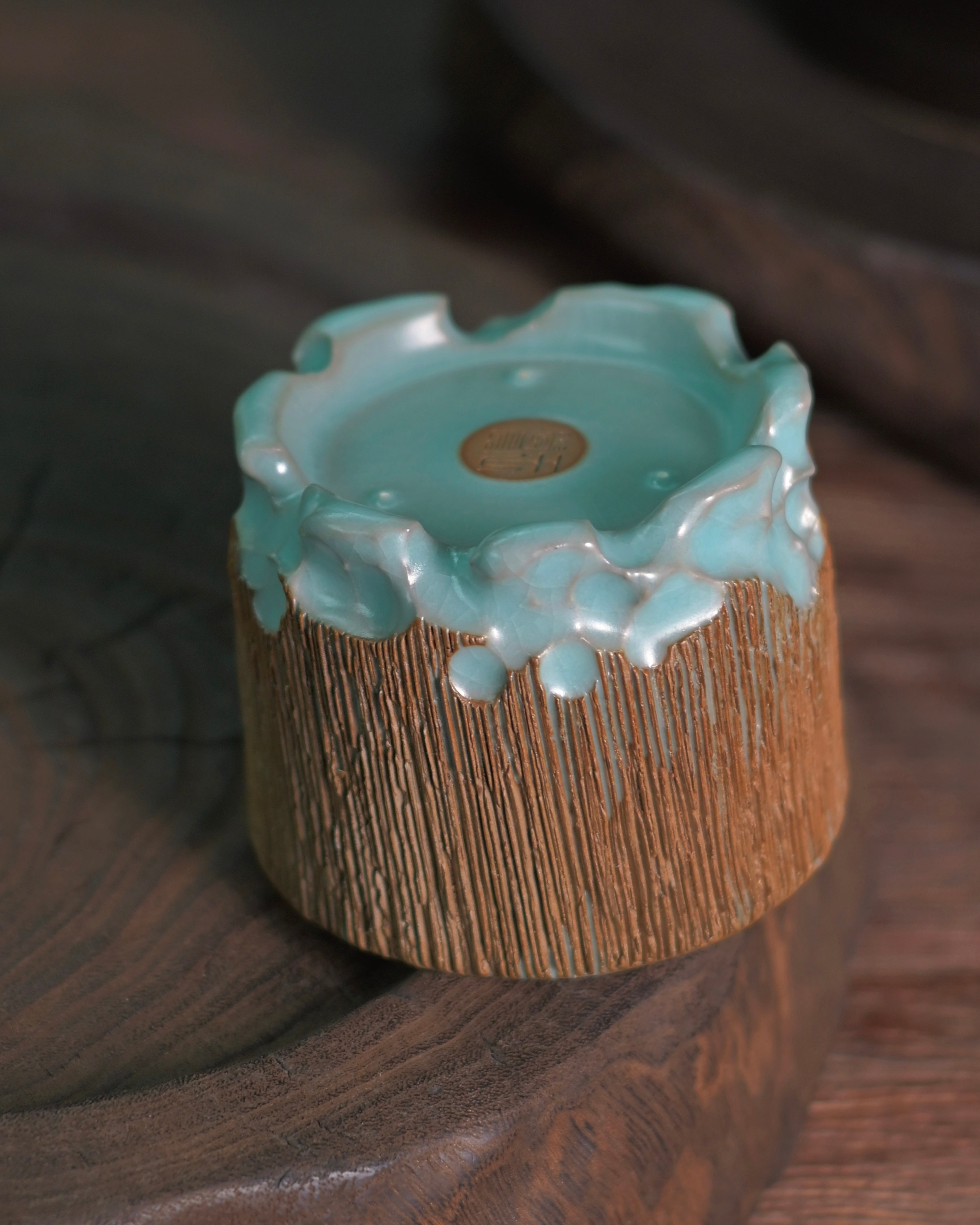 ru kiln sky blue glaze hand carved master – Ru Ware Sky-Blue Glaze Artisan Hand-Carved Master Cup by Kungfuyang, view 4-2