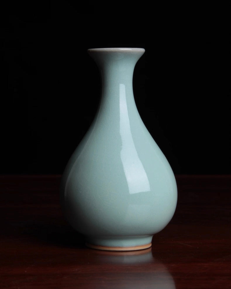 ru porcelain elegant curvature design – Artisan Ru Porcelain Flower Vase – 15cm Sky Blue Celadon by Kungfuyang