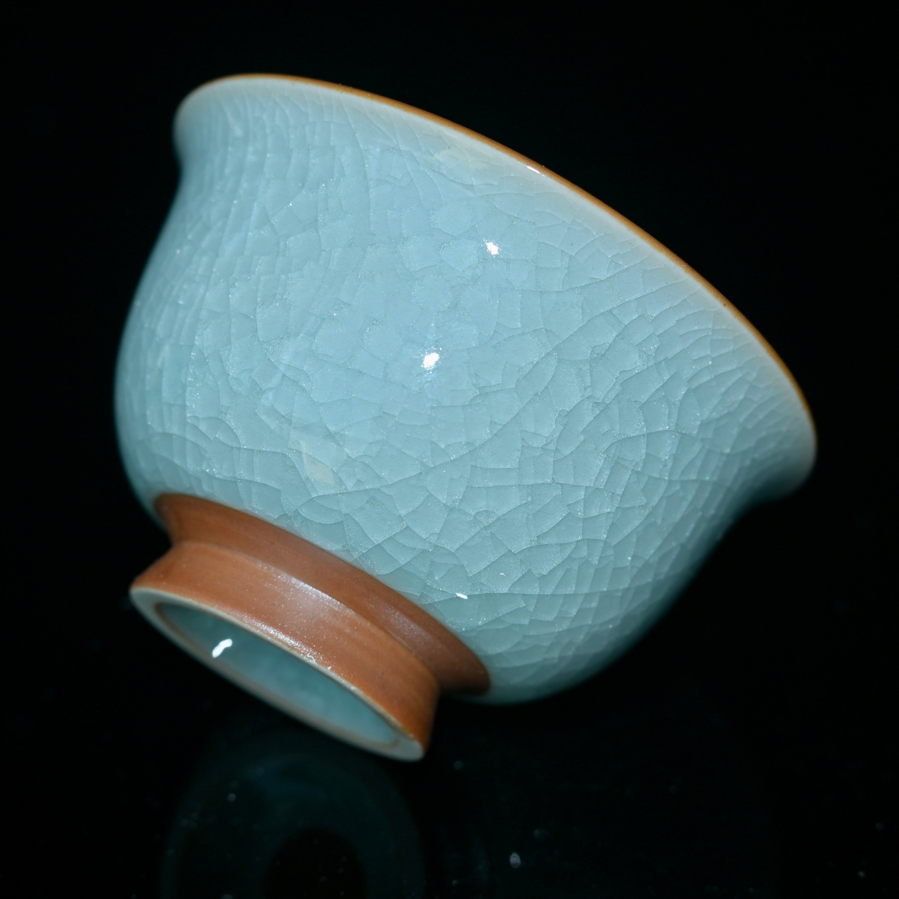 ru ware ceramics – Ru Porcelain Ice-Crackle Glaze Press Hand Cup by Kungfuyang