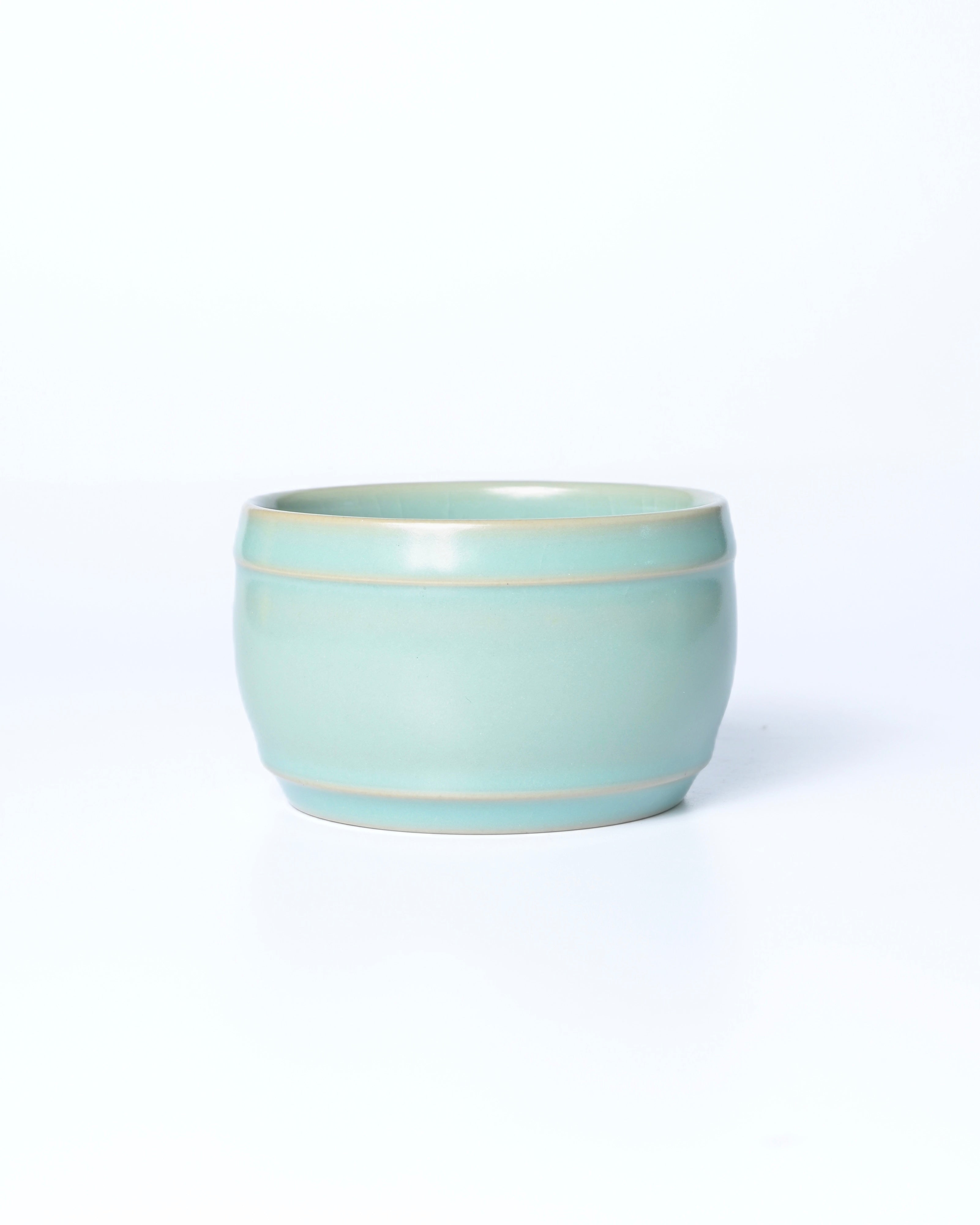ru ware teacup with crackle glaze – Ru Ware Vintage Sky-Blue Glaze "War Drum" Cup by Kungfuyang