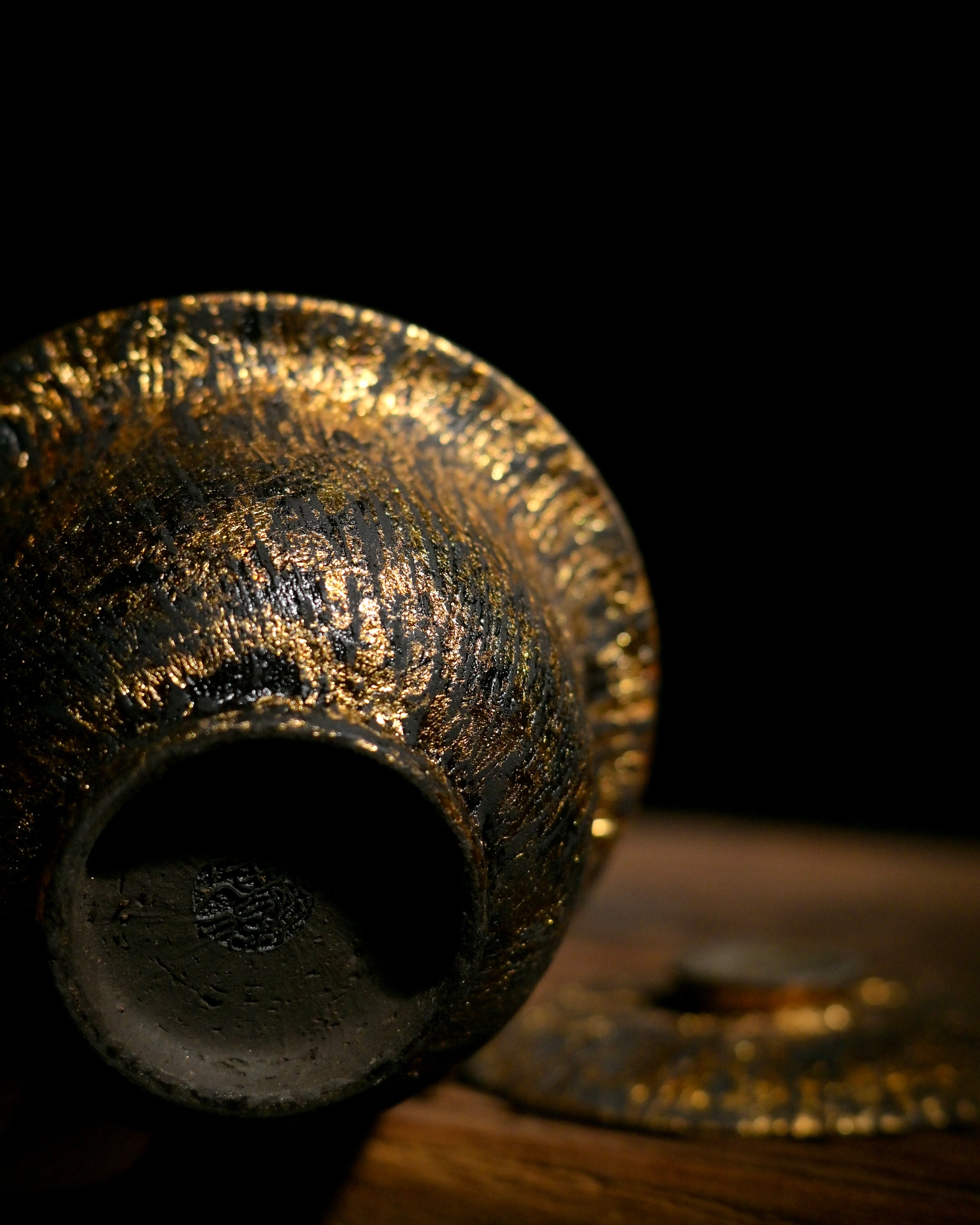 Kungfuyang primitive coarse clay pottery – Unique Piece Handmade Raw Lacquer Gold Brush Coarse Clay by Kungfuyang