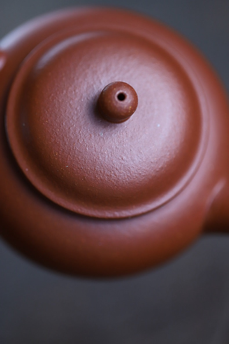 Kungfuyang yixing teapot level shape – Yixing Original Mine Jiangpo Clay Level Teapot by Kungfuyang