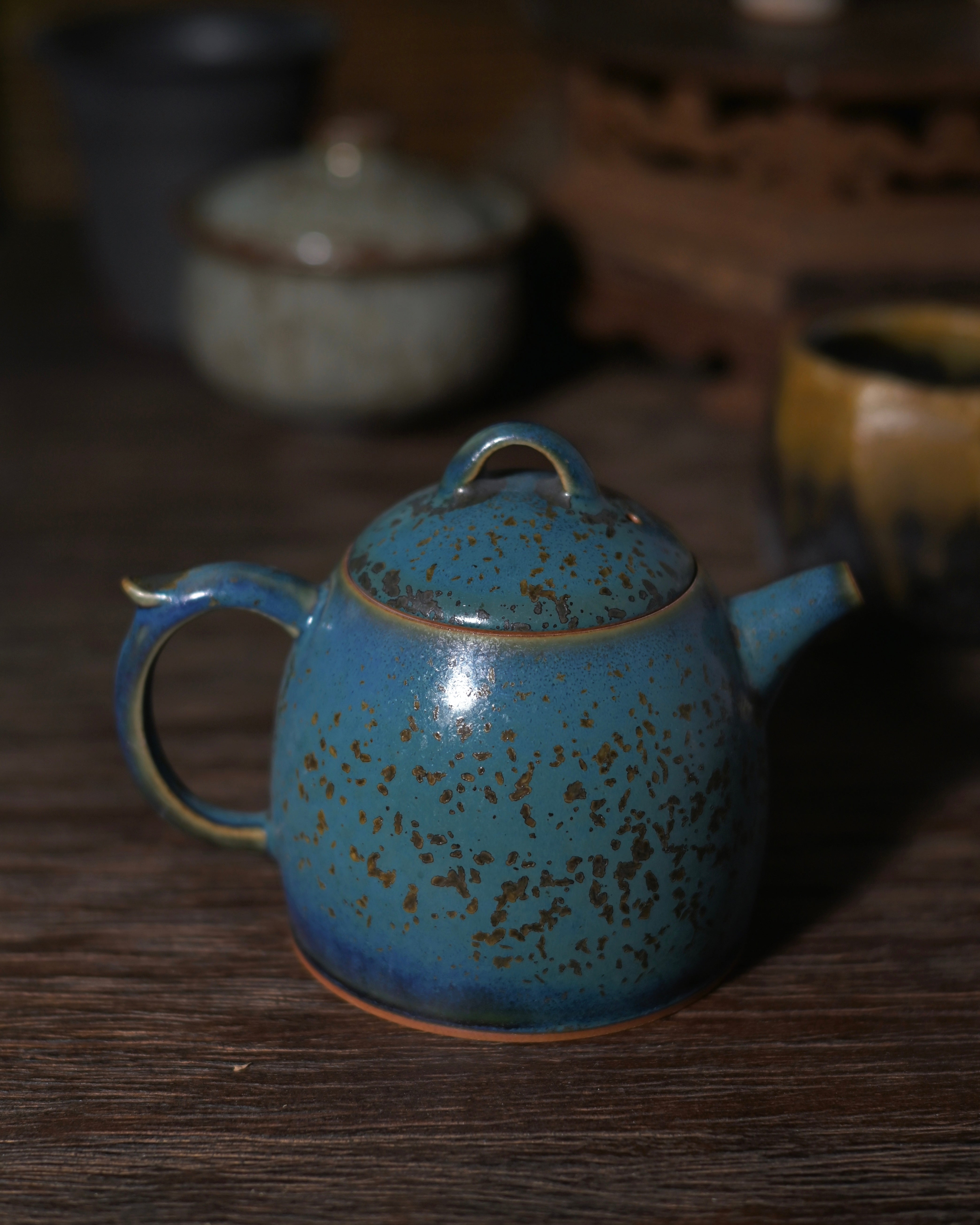 shenhou kiln transformation pot – Jun Ware "Qin Quan" Teapot in Pine-Green Celadon 210ml by Kungfuyang