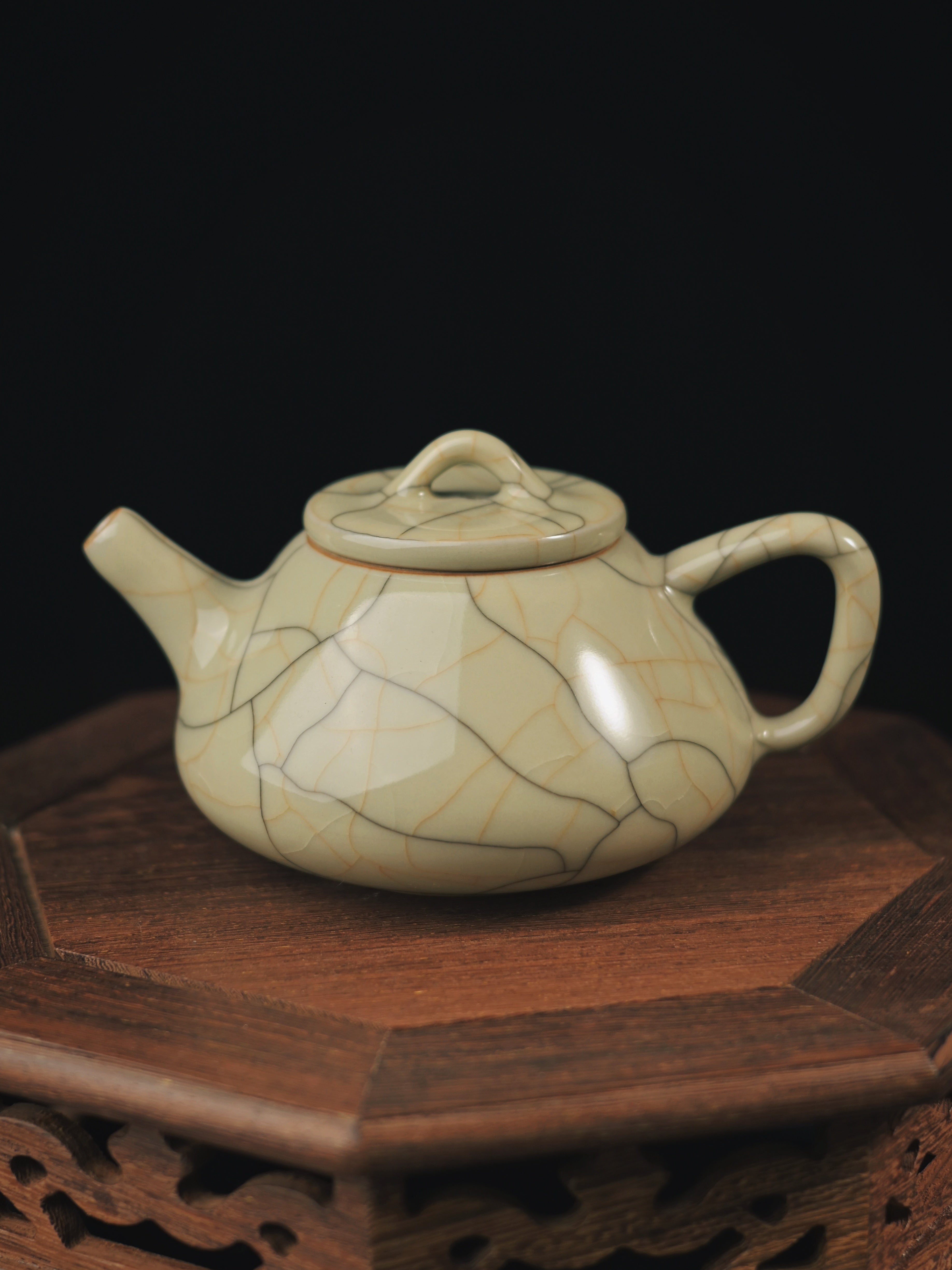 shipiao teapot collection – Longquan Celadon Ge-Kiln Shipiao （石瓢）Teapot by Kungfuyang