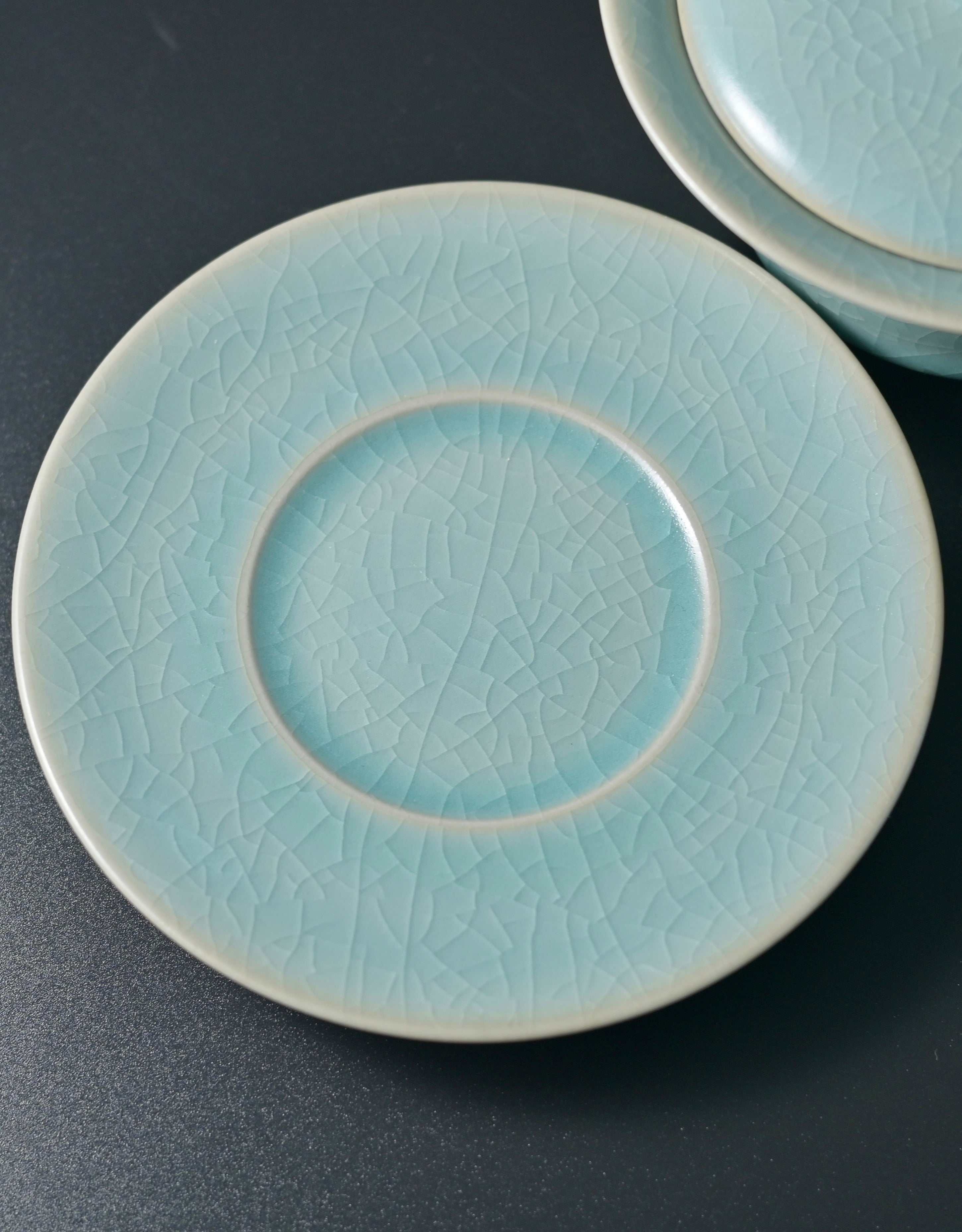 sky blue glaze – Ru Porcelain Vintage Glaze Crackles Gaiwan / Tea Bowl by Kungfuyang