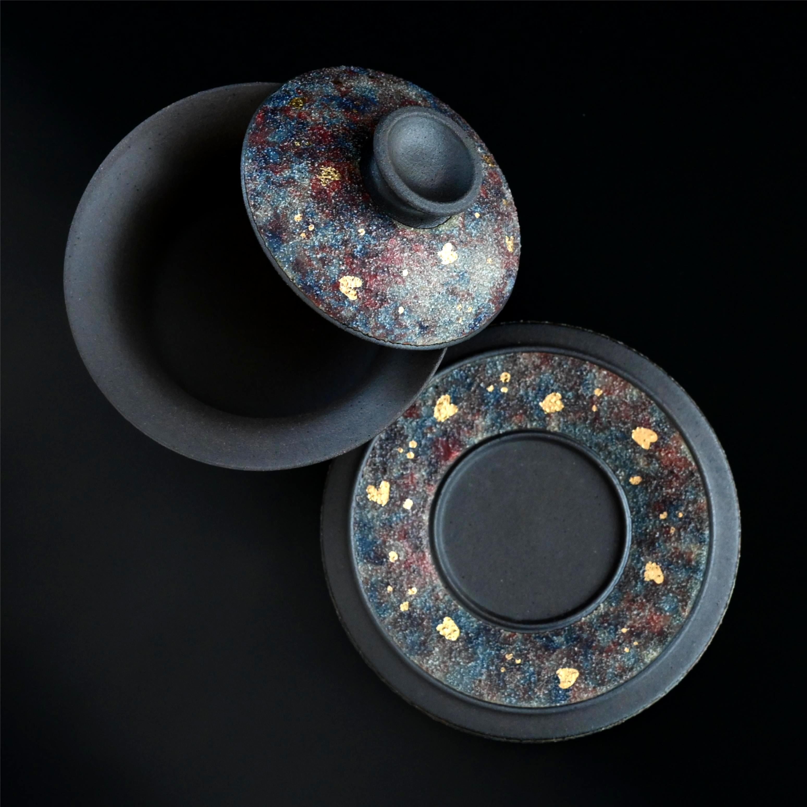 starry sky style rock gaiwan tea bowl – Purple Clay Conbined with Rock Mineral Colorful Gold Detailing by Kungfuyang