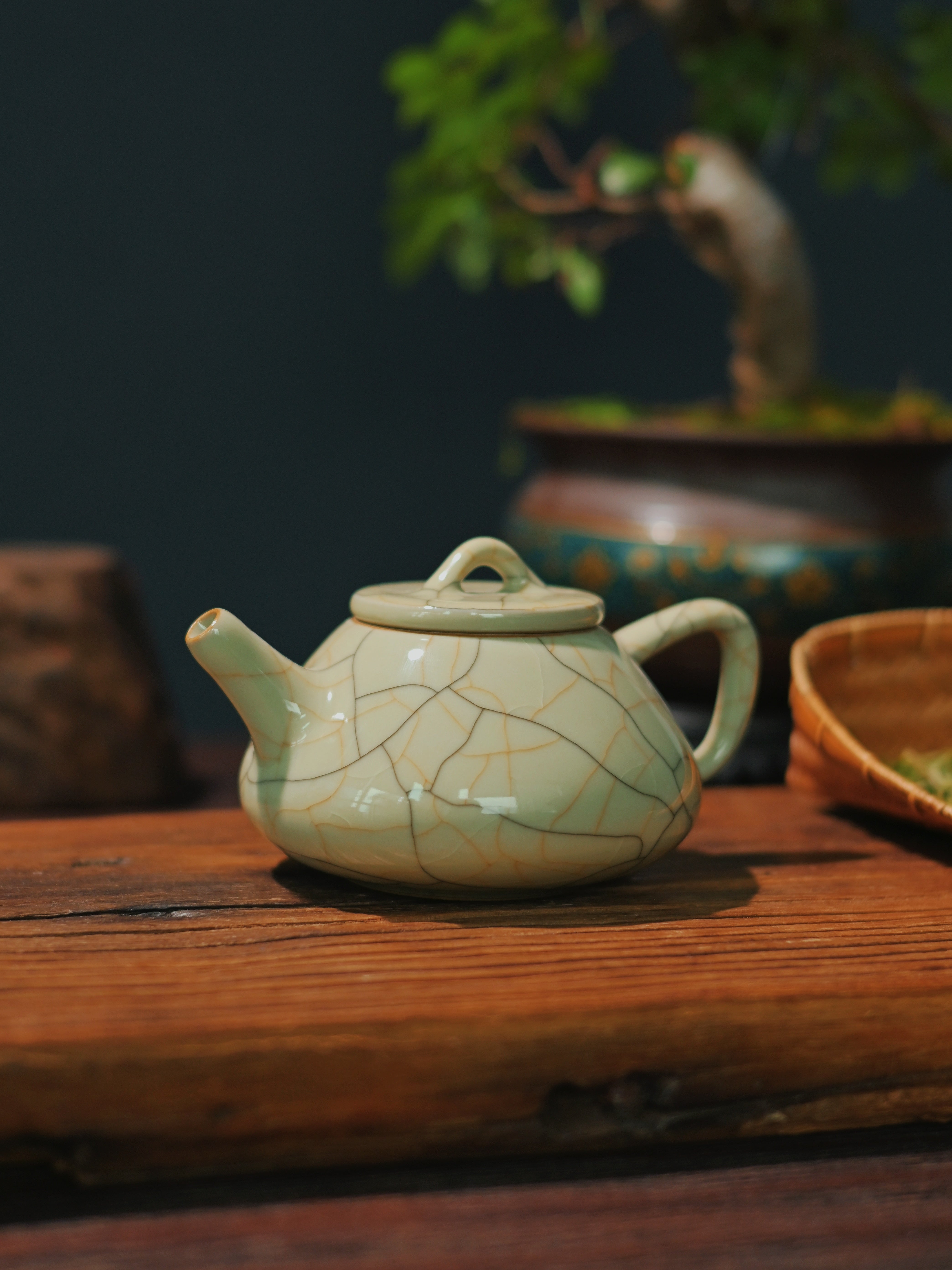 teapot collection celadon crackle glaze – Longquan Celadon Ge-Kiln Shipiao （石瓢）Teapot by Kungfuyang