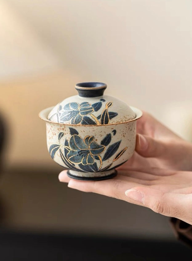 under glaze painting daffodils pattern tea – Old Clay Blue-and-White Volcanic Stone Style Caramel Glaze by Kungfuyang
