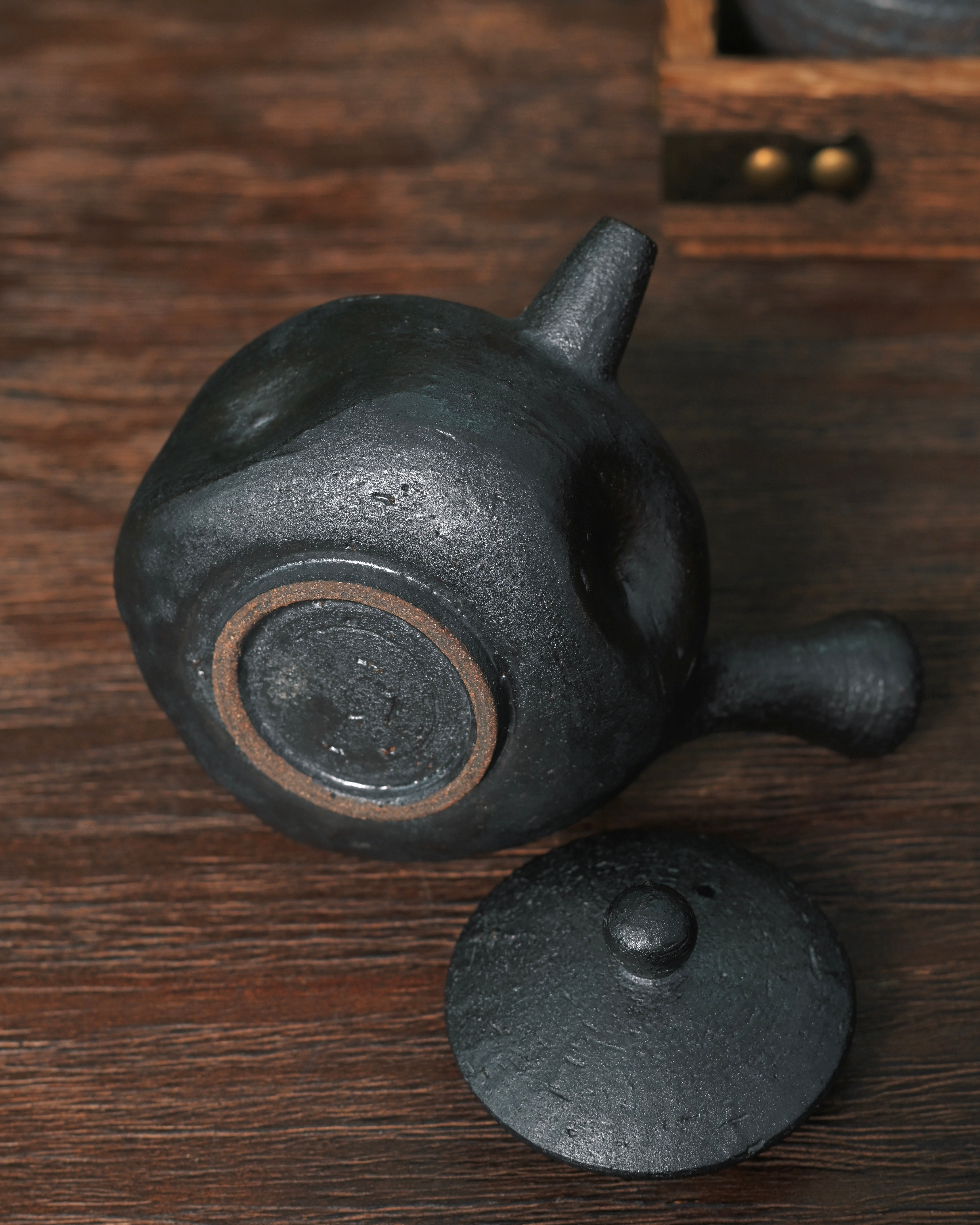 unglazed natural clay finish teapot – Artisan 150ml Wood-Fired Side-handle Teapot – Matte Black by Kungfuyang