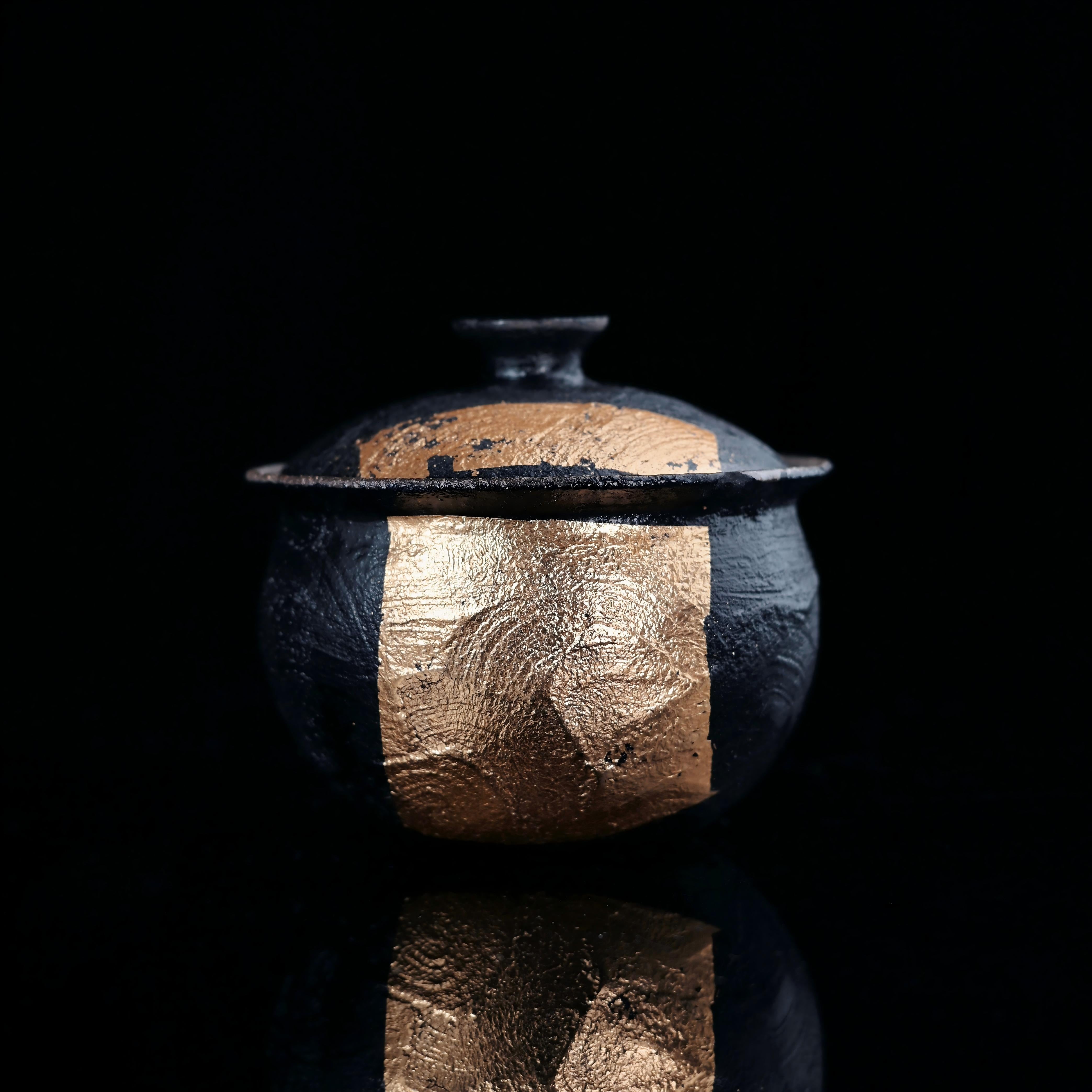 wabi sabi zen style retro gaiwan – Wabi-Sabi Coarse Clay Gold Accented Gaiwan by Kungfuyang