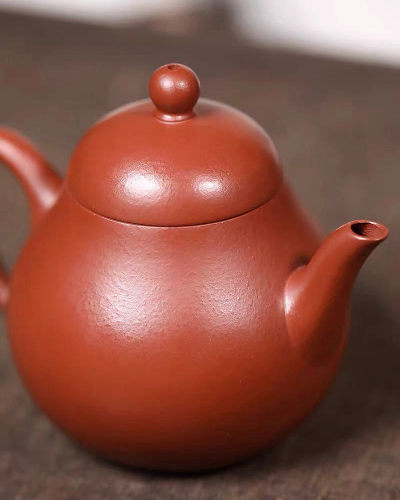 yixing zhuni clay pear shape pot – Yixing Zisha Zhuni Clay Pear-Shaped Teapot 130ml by Kungfuyang