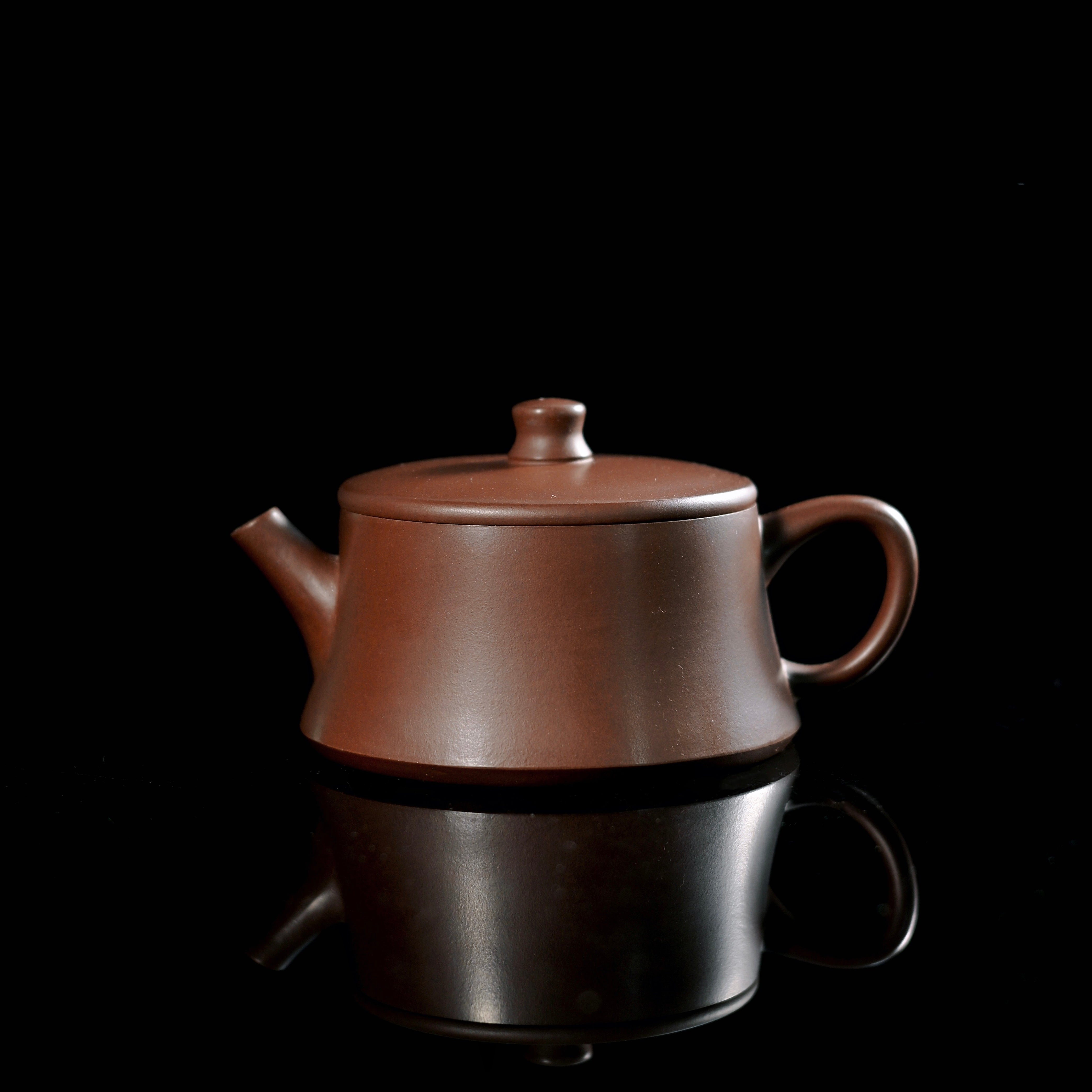 yixing zisha clay handmade teapot – Handmade Yixing Zisha "Dicao Qing" Plinth Teapot by Kungfuyang