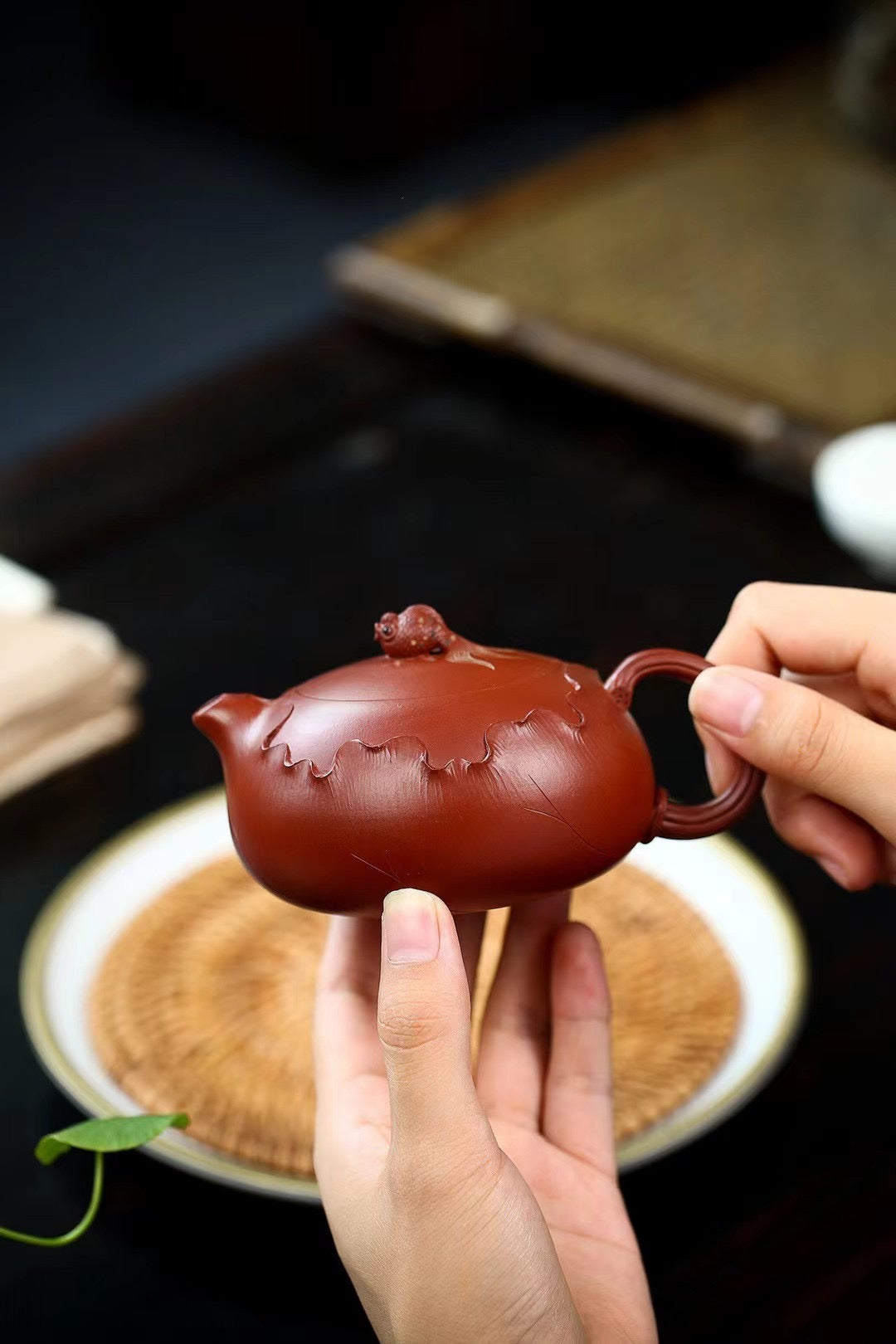 zhuni clay yixing flat xishi teapot – Yang Junbao Hand-Signed Yixing Purple Clay Flat Xishi by Kungfuyang