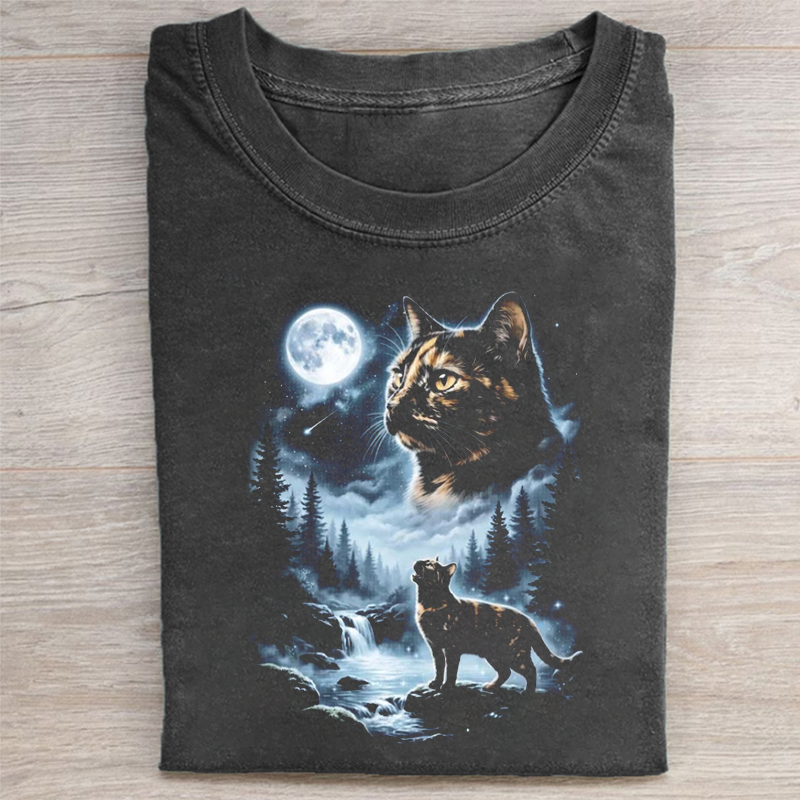 Tortoiseshell Cat Howling to the Moon T-shirt-Teevibe