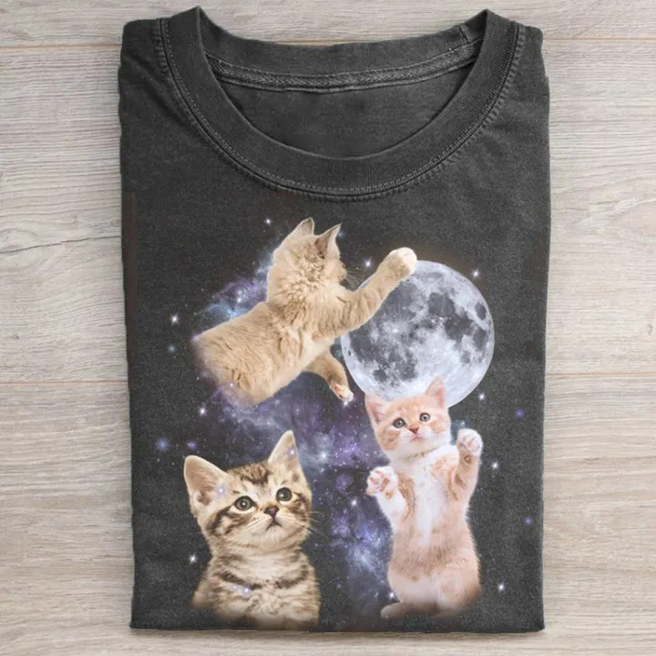 Three Cats Retro Moon Graphic T-shirt-Teevibe
