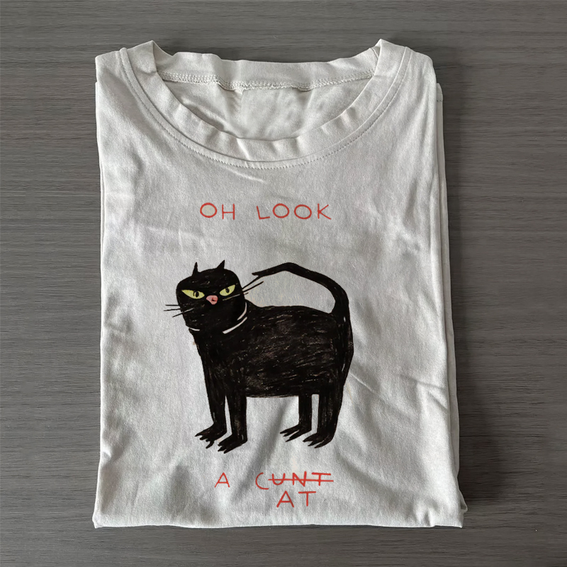 Oh Look Cat Graphic T-shirt-Teevibe