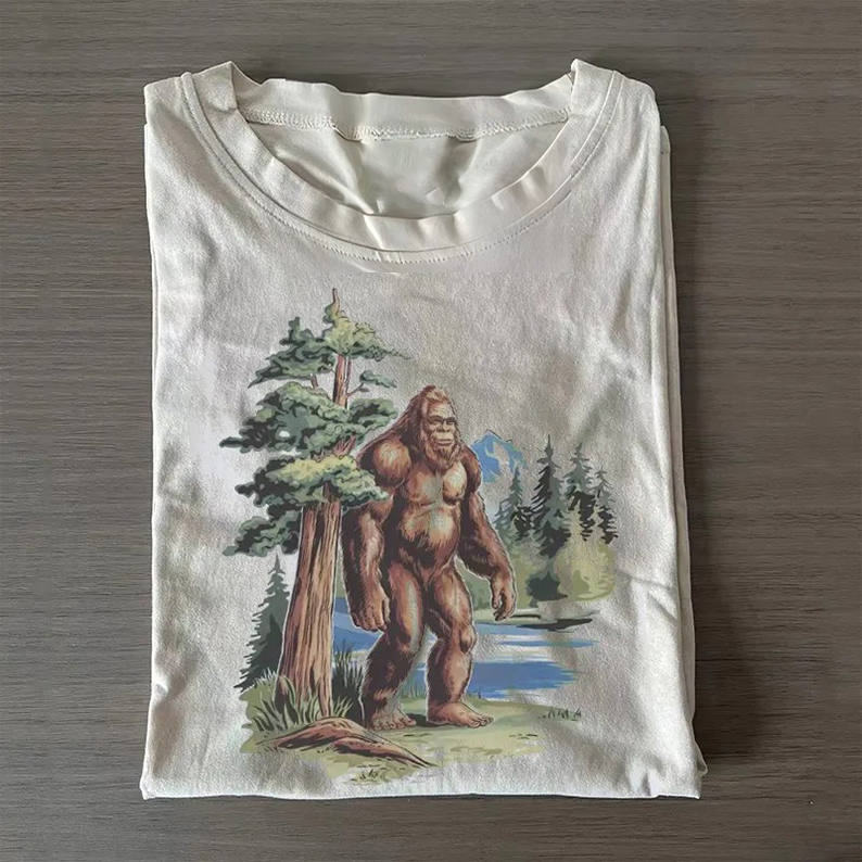 Retro Bigfoot In The Redwoods T-shirt-Teevibe