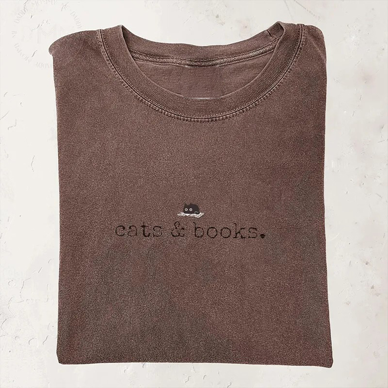 Cats and Books T-shirt-Teevibe