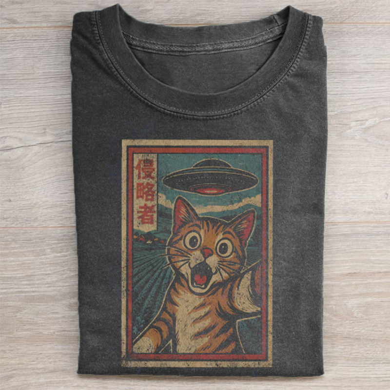 Vintage Japanese Cat T-shirt-Teevibe
