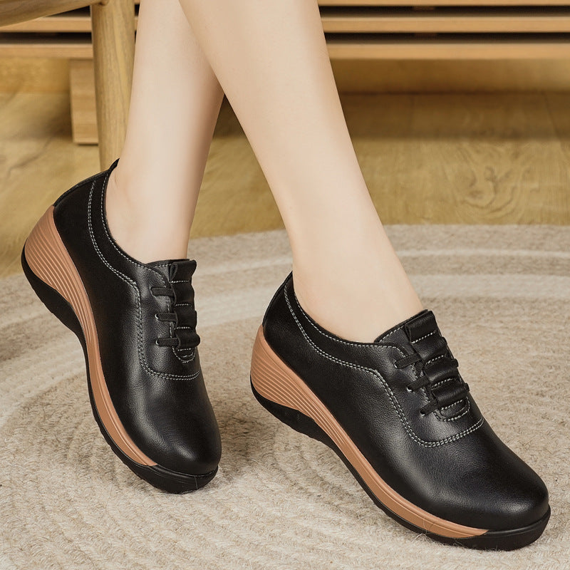 Zapatos casuales de cuero con tacón de cuña