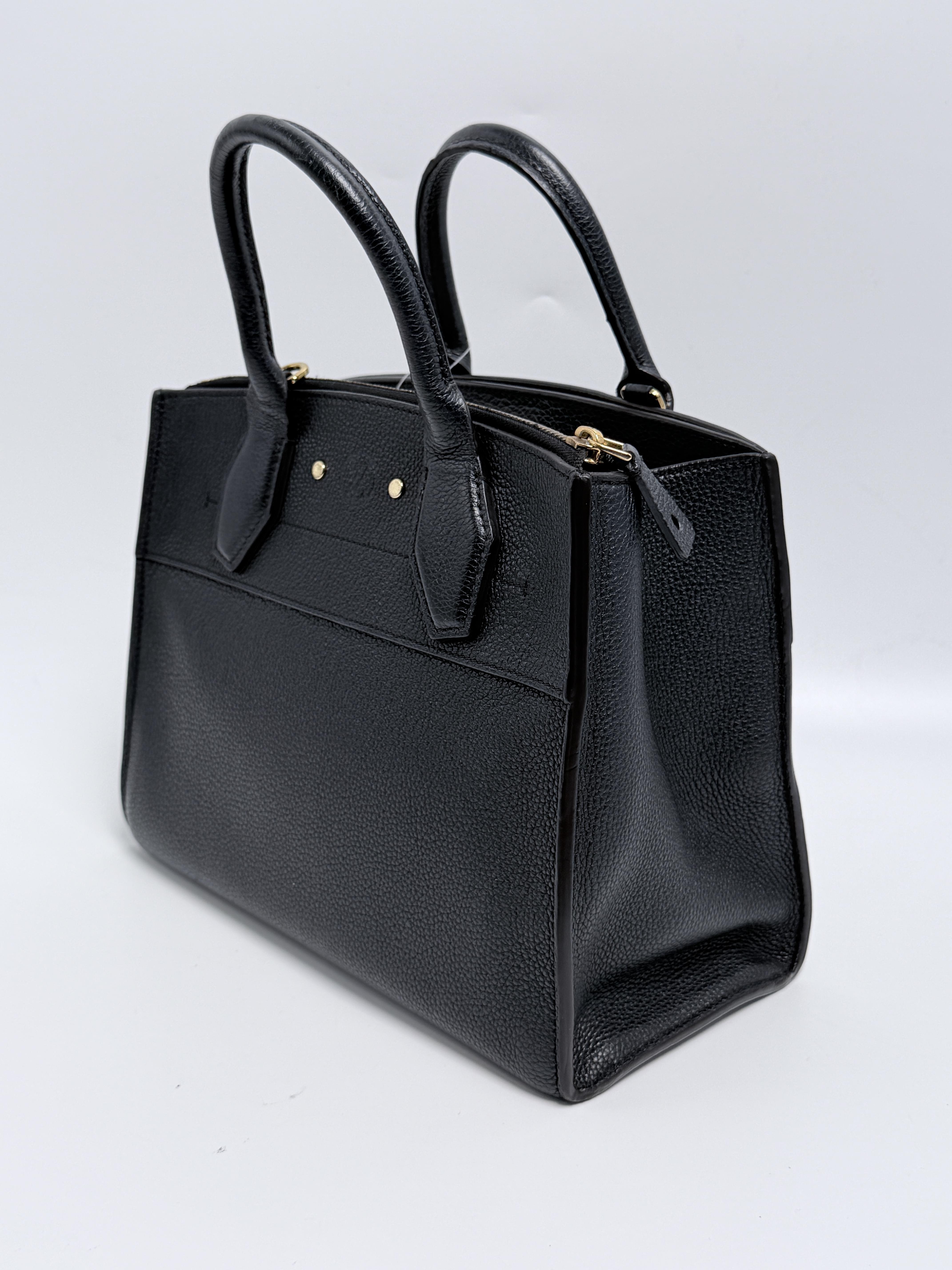 Pre-owned Louis Vuitton Leather Shoulder Bags City Steamer PM Black Grained Calfskin Handle Handbag Shoulder Bag ZS117LV