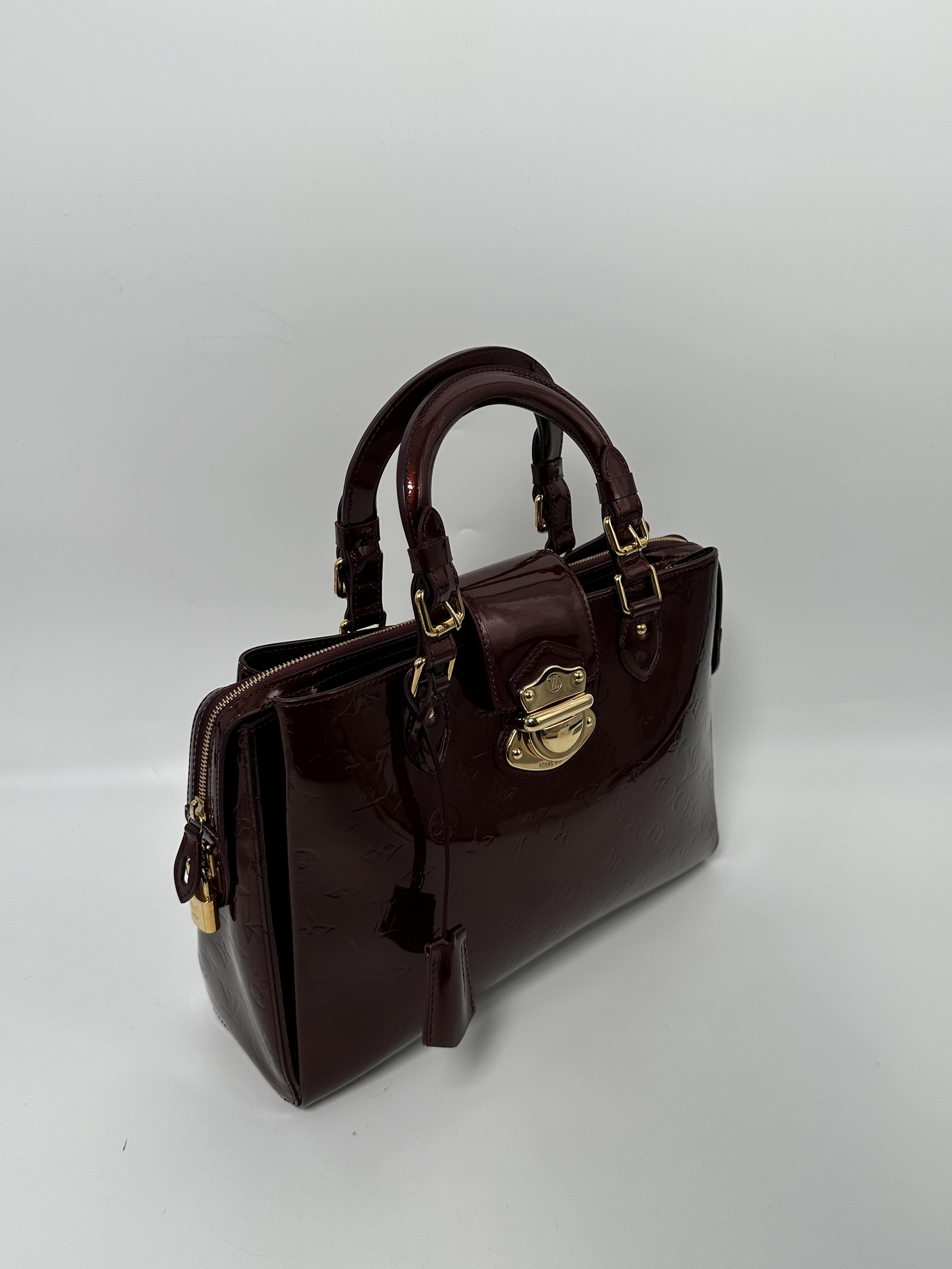 Vernis Melrose Avenue Top Handle Handbag Amarante JE445LV