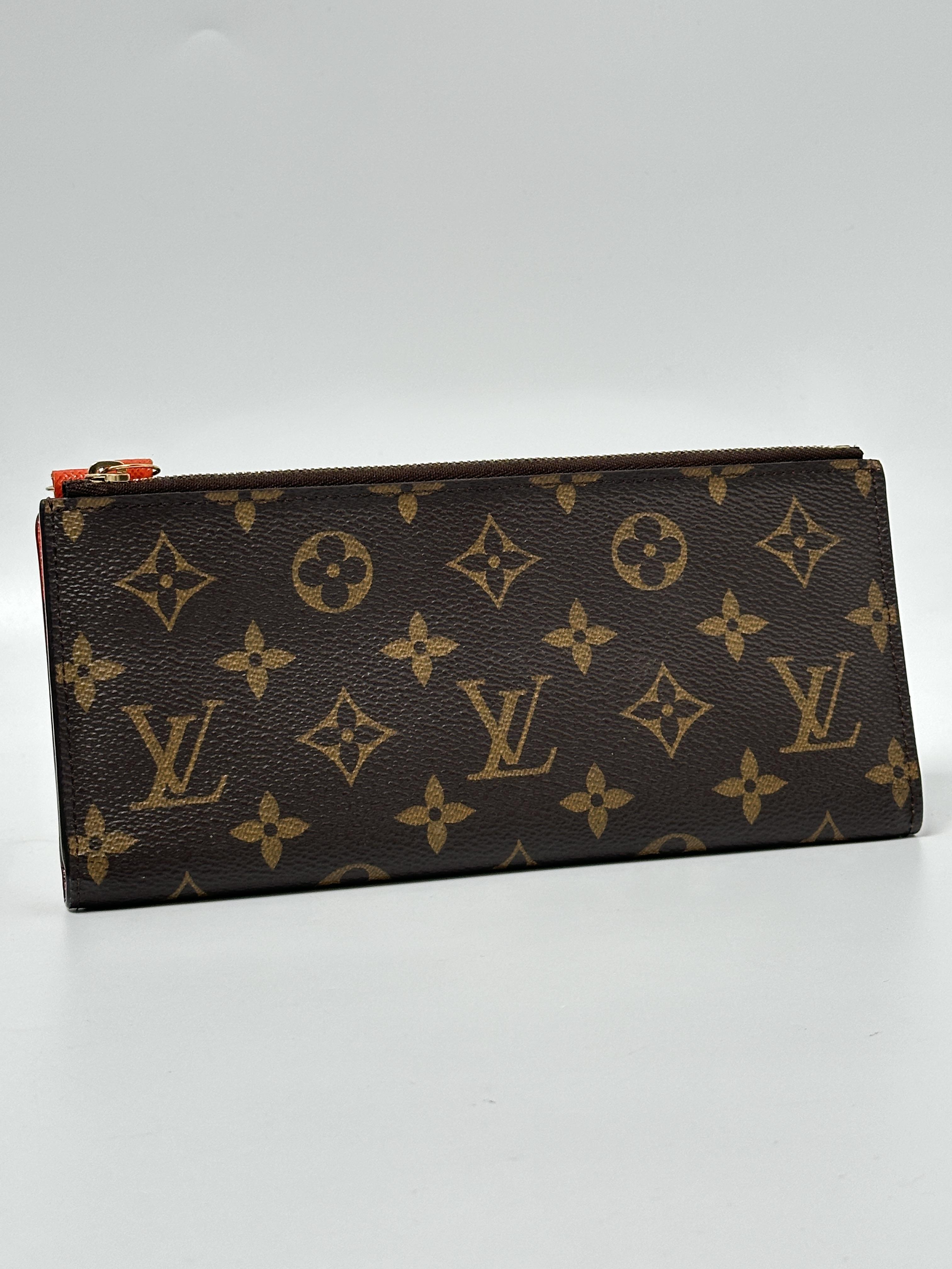 Monogram Adele JD926LV