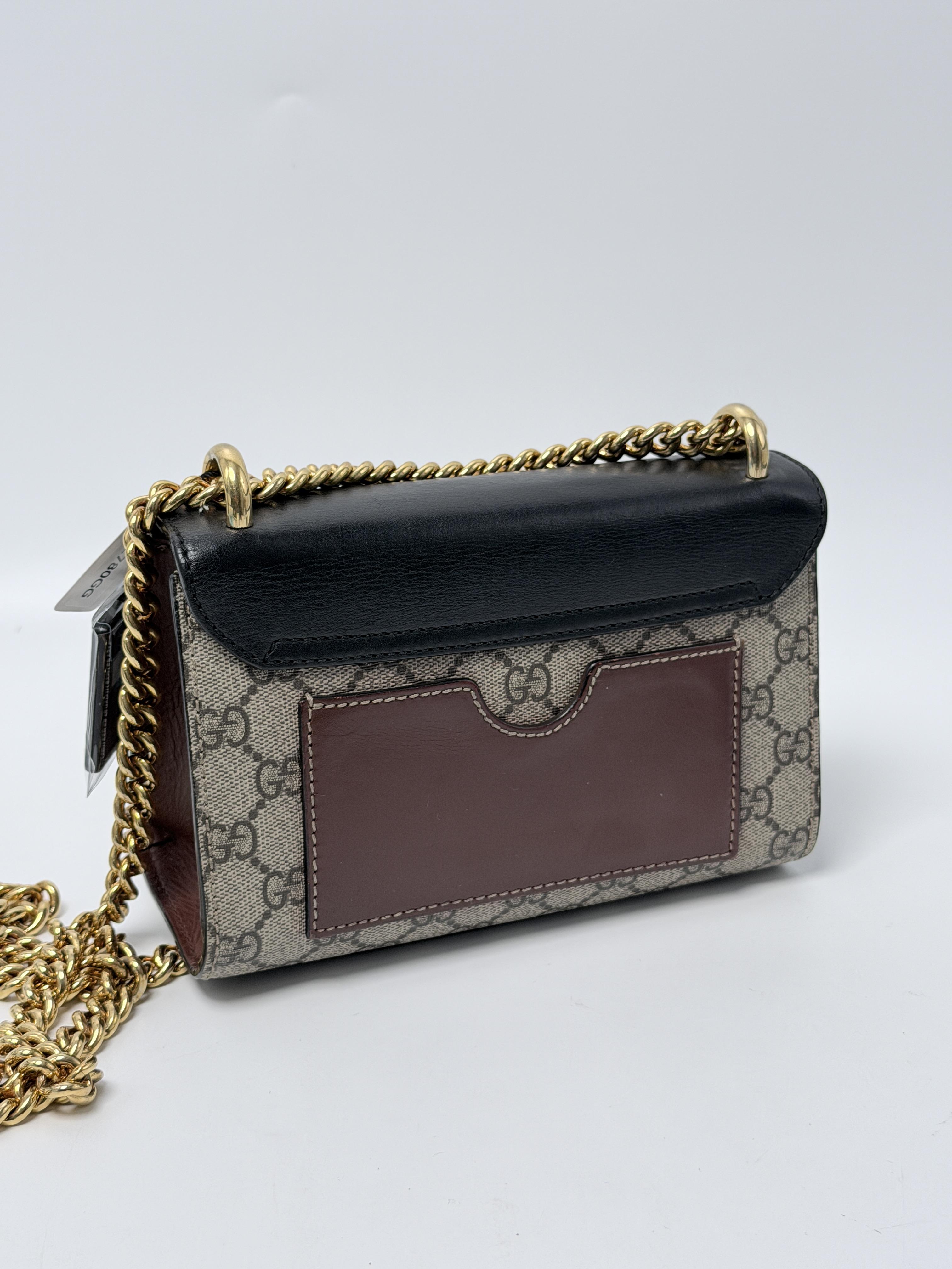 Padlock GG Supreme Small Shoulder Bag Black Leather Chain Crossbody JE780GG