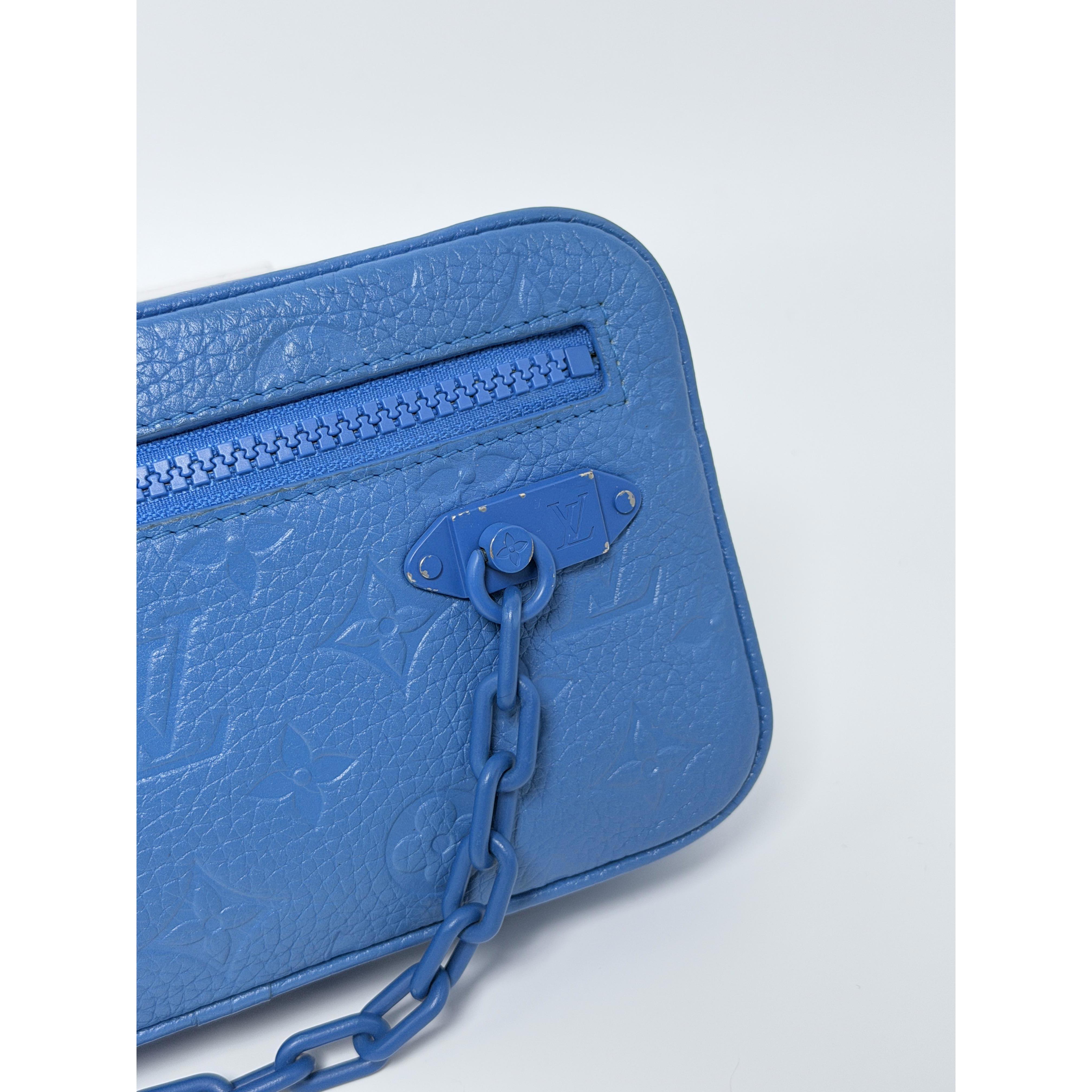 Pre-owned Louis Vuitton Leather Clutches & Wristlets Blue Monogram Empreinte Wristlet Pouch BINLV06