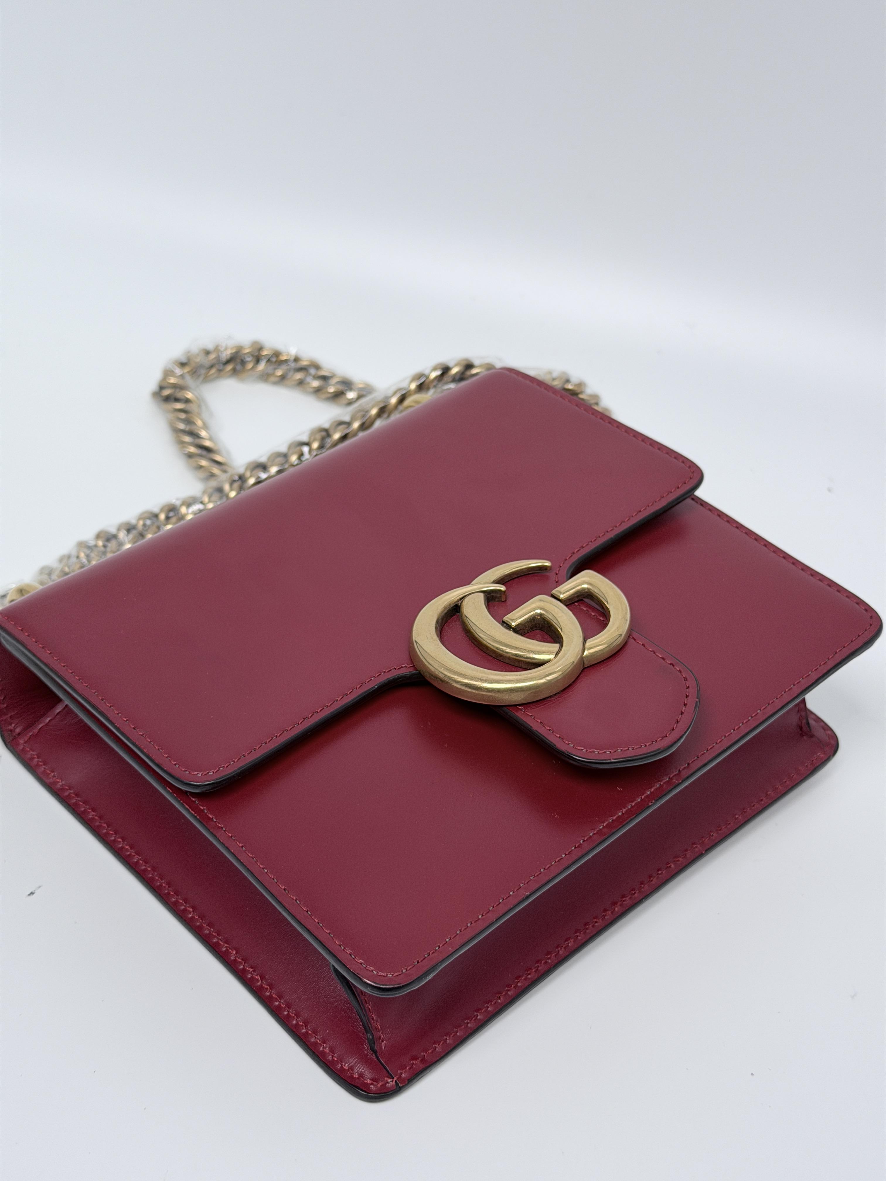 Pre-owned GUCCI leather Shoulder Bags Smooth Calfskin Small GG Marmont Chain Shoulder Bag Red JD548GG