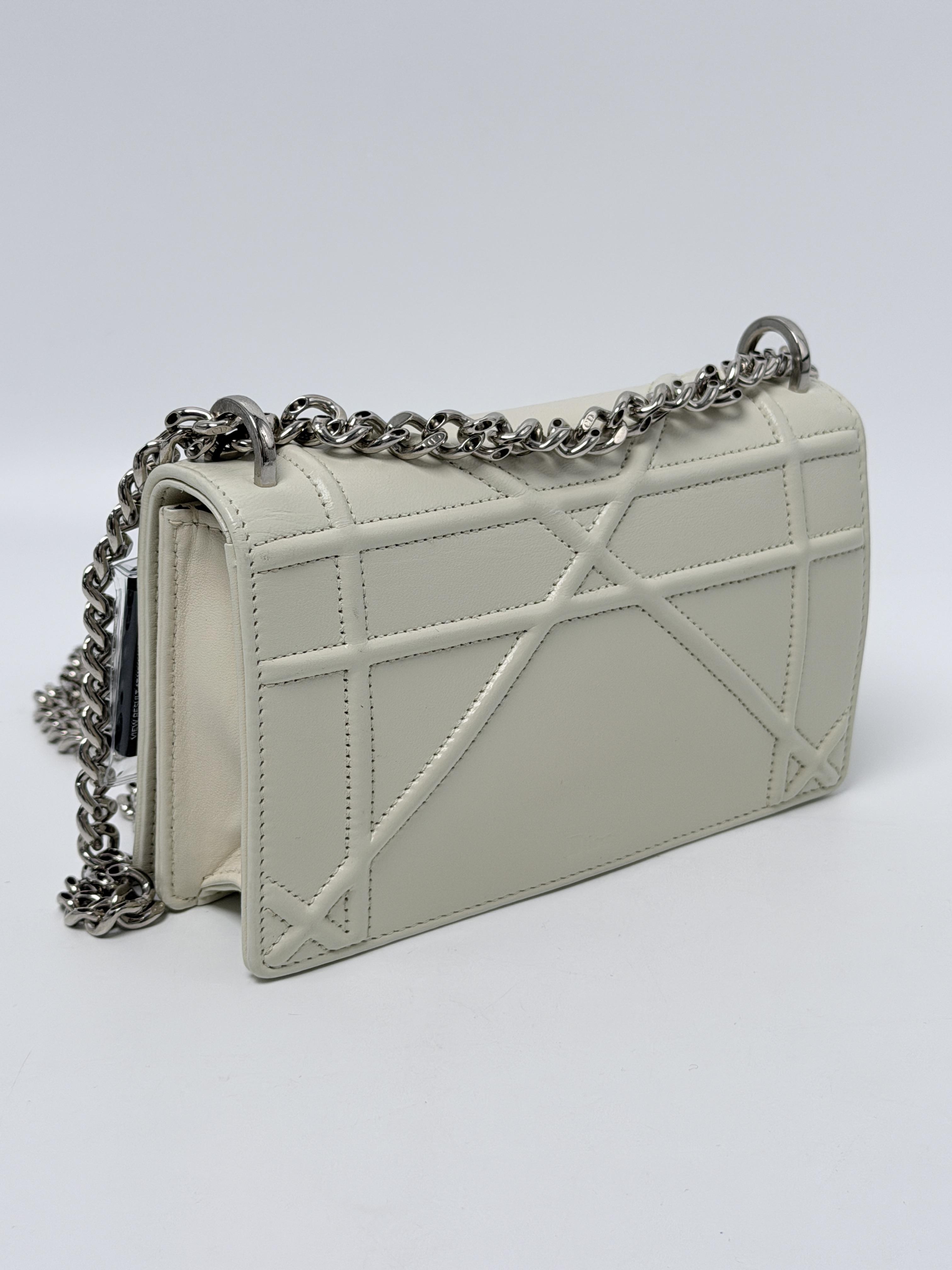 Cannage Grained Diorama Small Shoulder Bag Off White JD1400DR