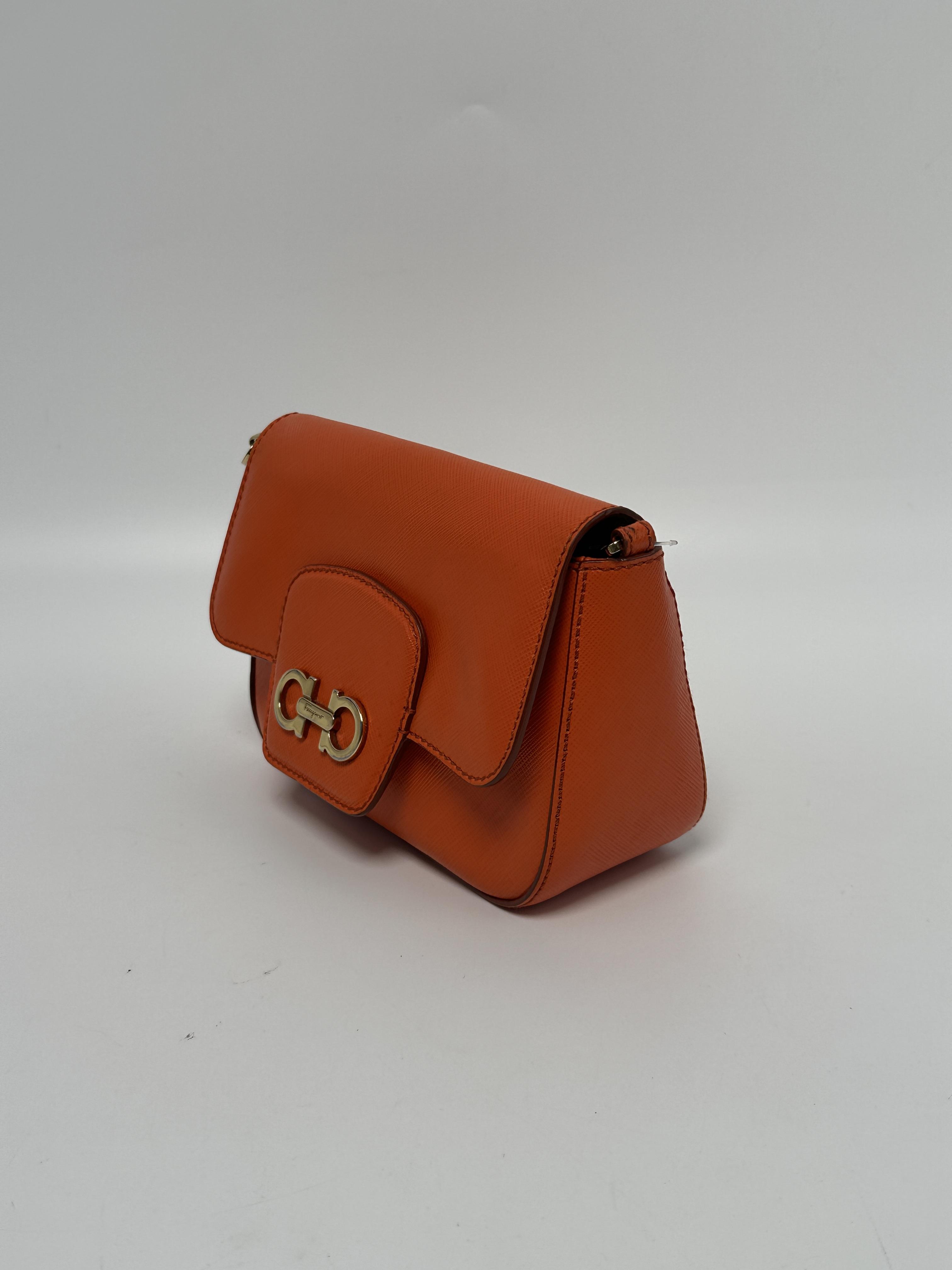 Pre-owned SALVATORE FERRAGAMO leather Crossbody Bags Ferragamo Gancini Flap Crossbody Bag JD319FG