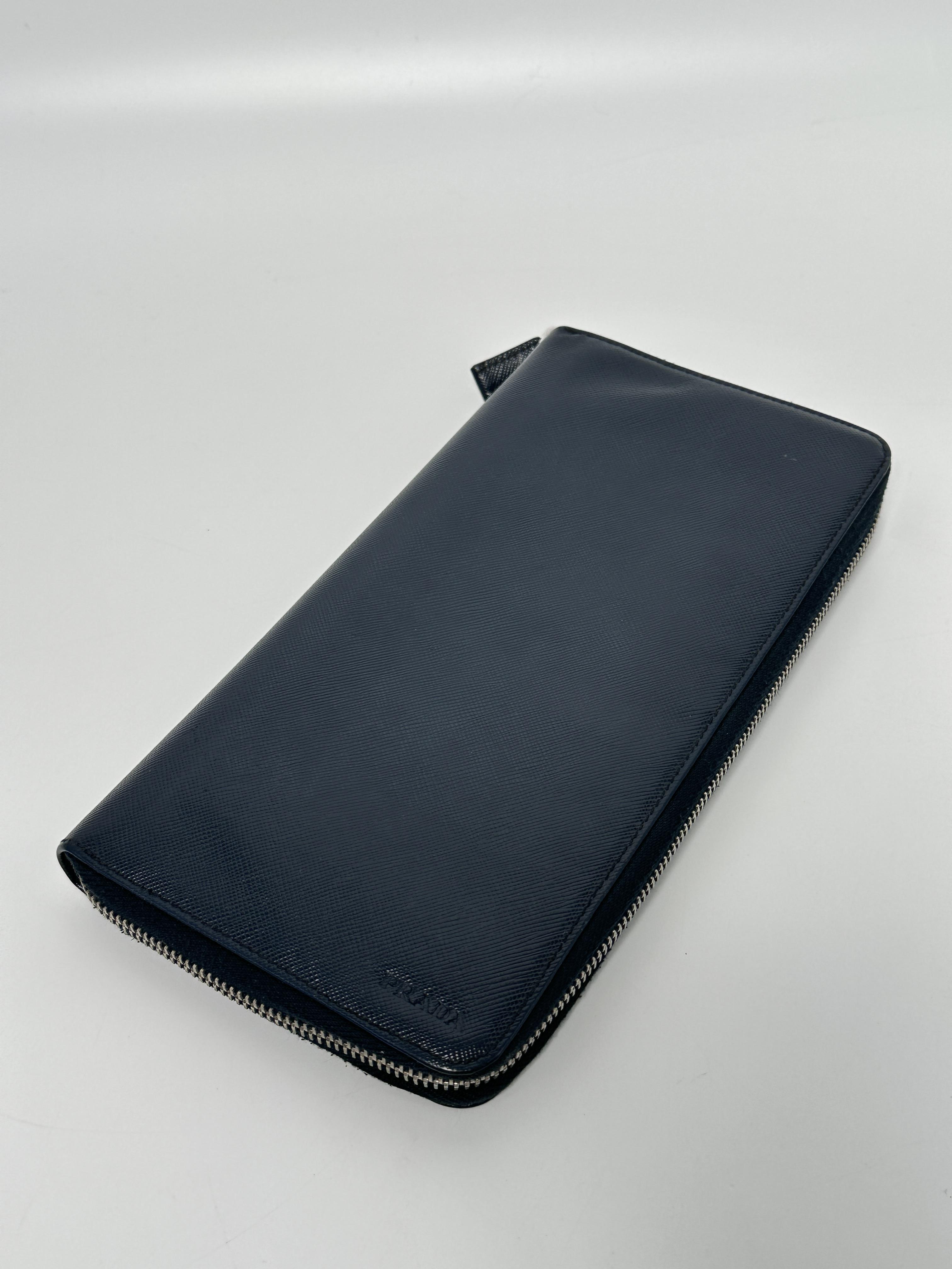 Black Saffiano Zip Around W4JX