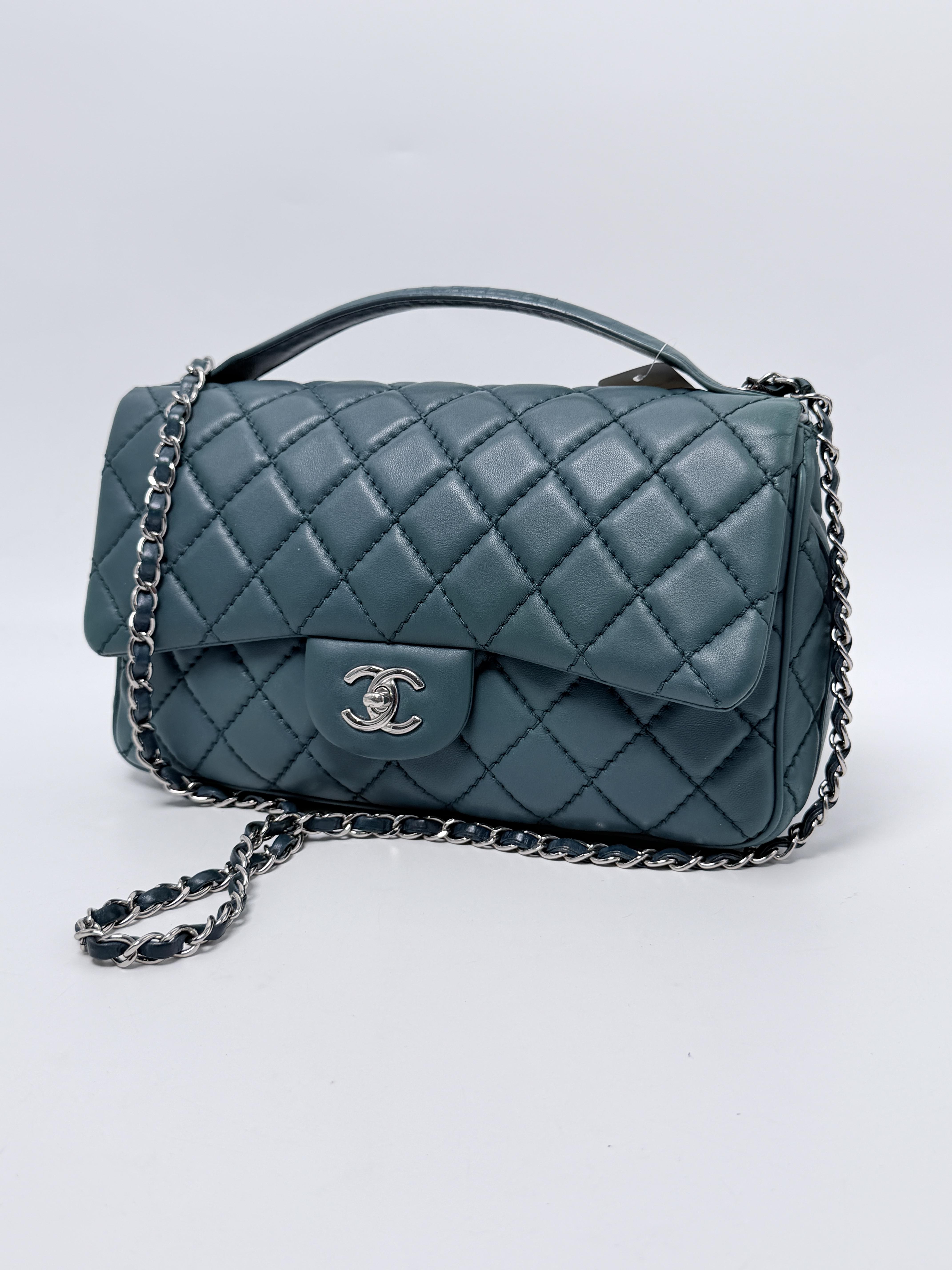 Interlocking CC Citizen Flap Bag Teal Green Shoulder Handbag JA1324CC