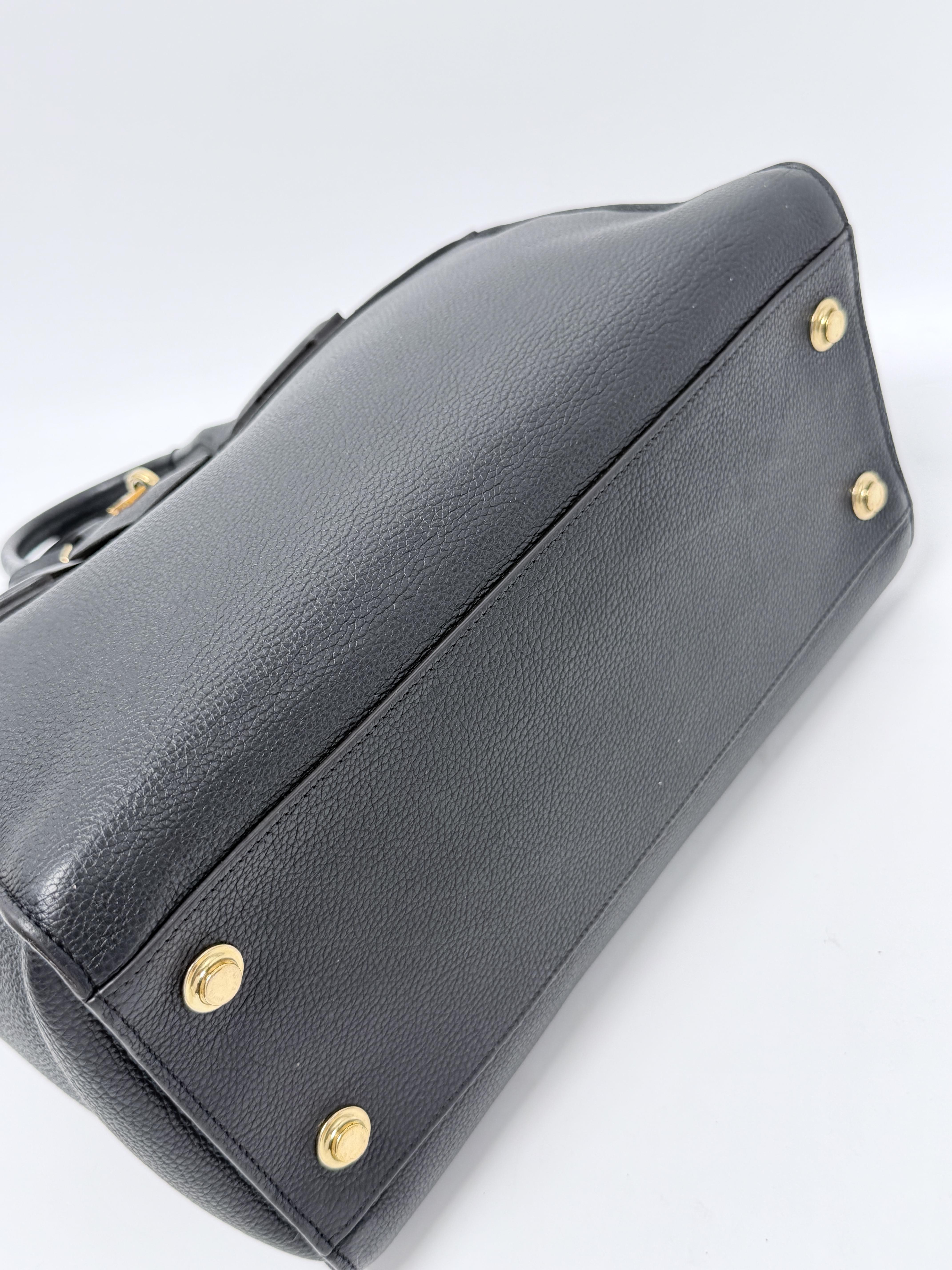 Lockme Tote MM Noir Black Tote Bag Handle Handbag JA1442LV