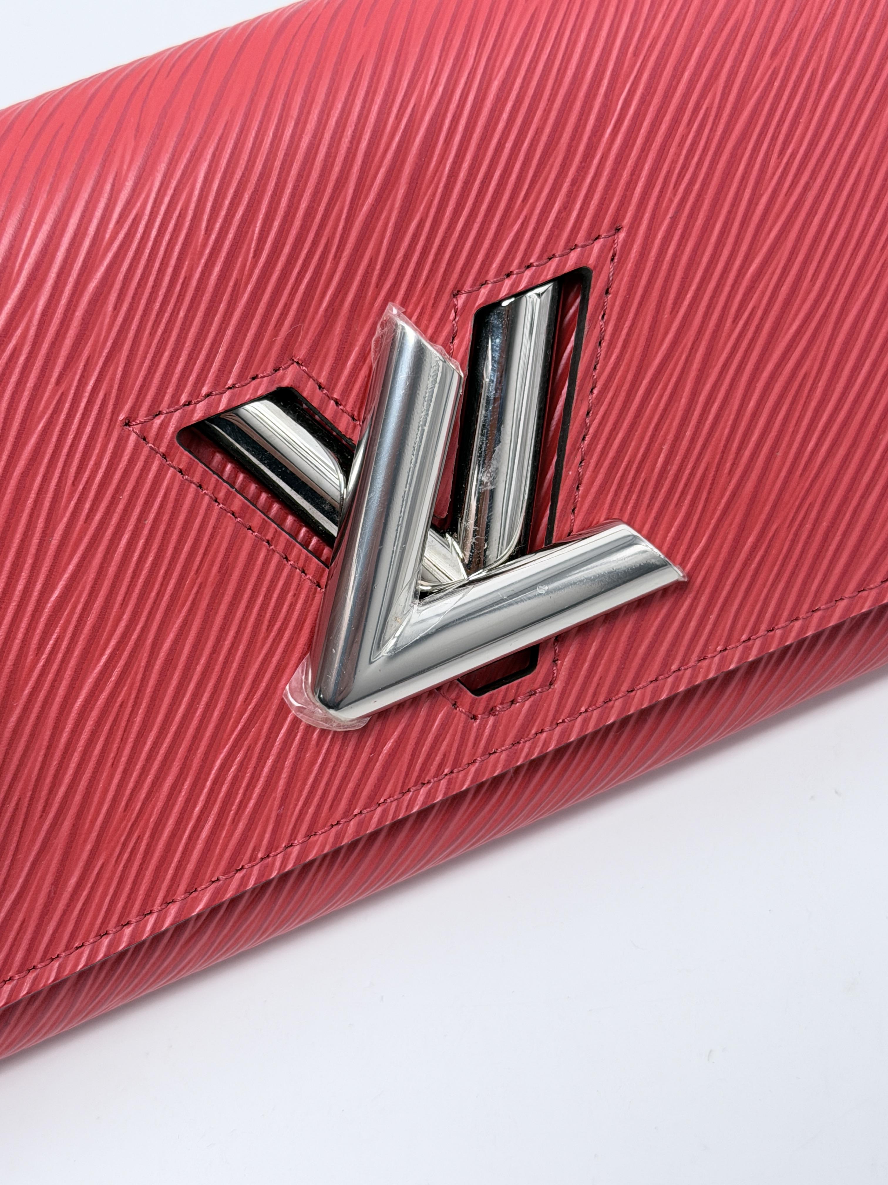Twist Long Wallet Red Epi Silver Hardware Flap JD1324LV