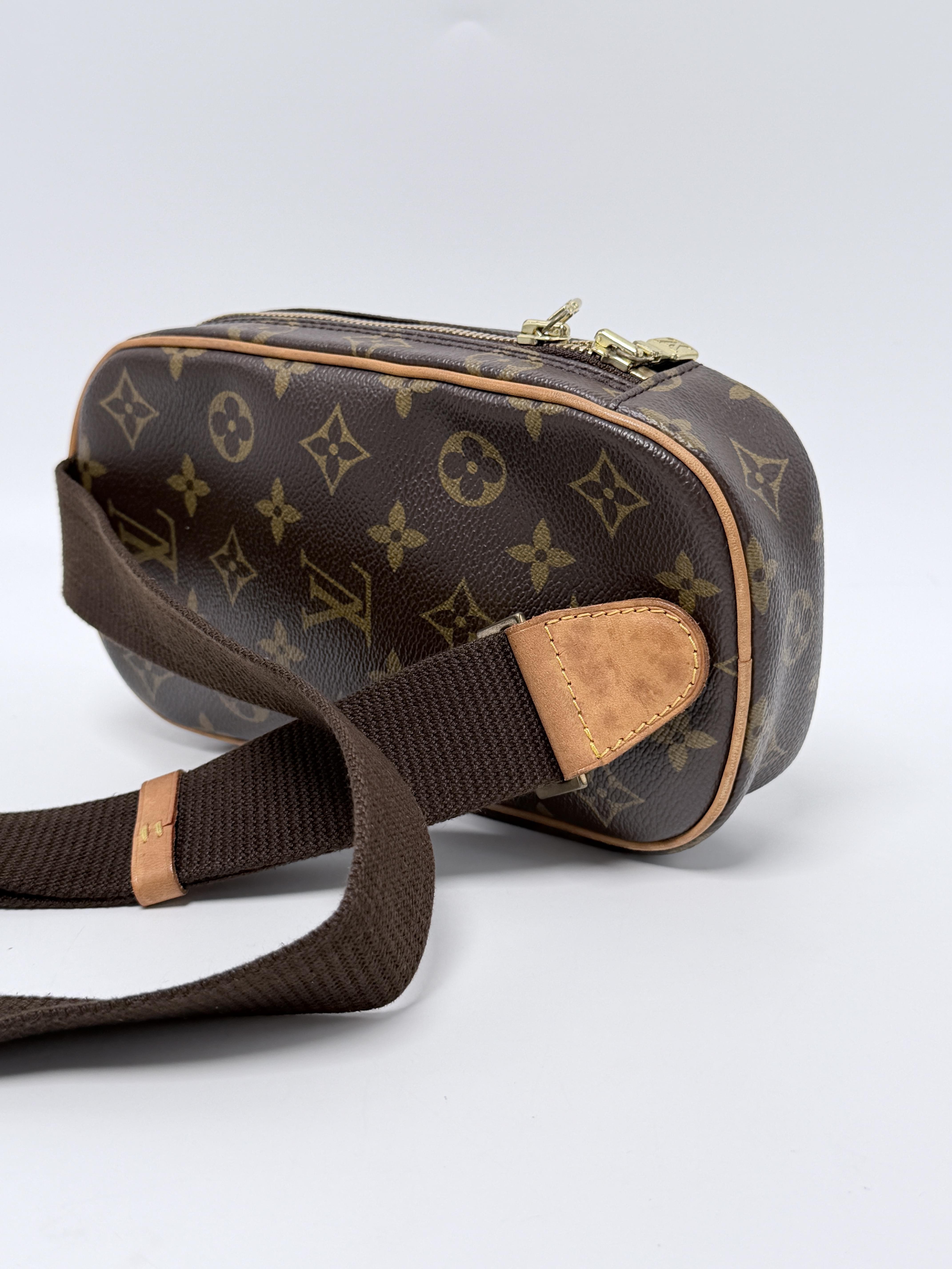 Pochette Gange Monogram Crossbody Sling Chest Bag JD1326LV