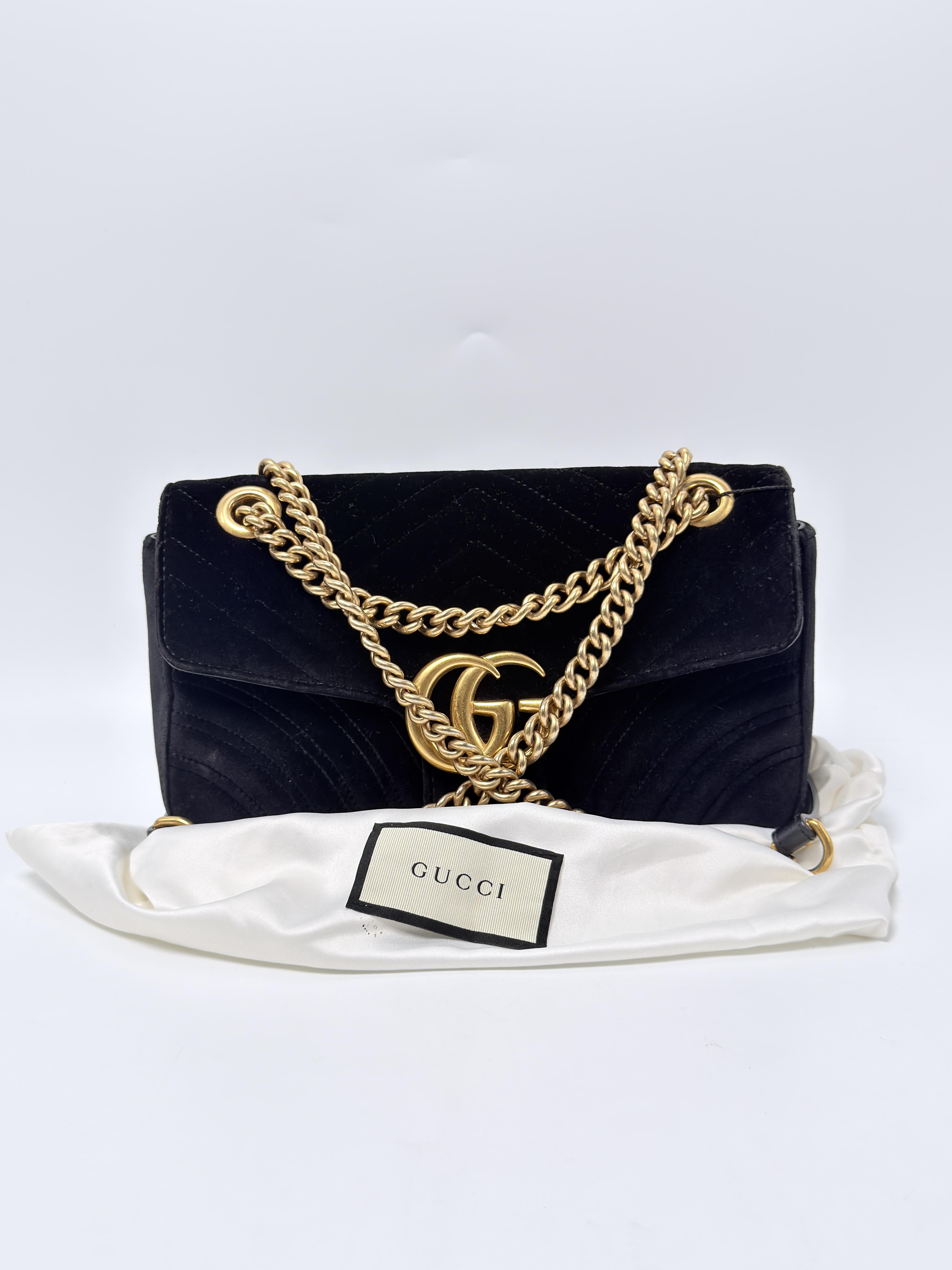 GG Marmont Small Shoulder Bag Black Matelasse Crossbody JD1545GG