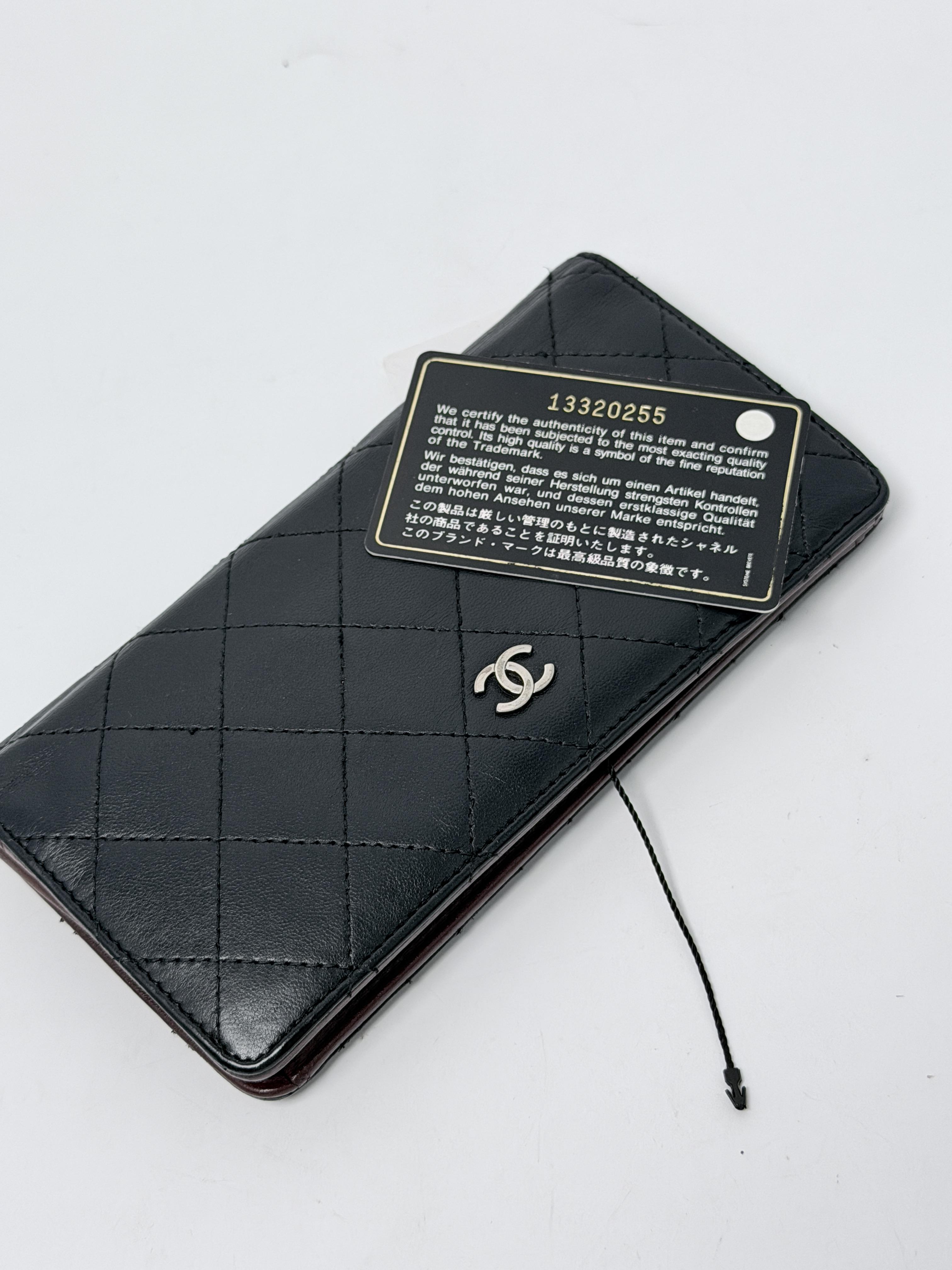Black Caviar Quilted Classic L Yen Long JE695CC