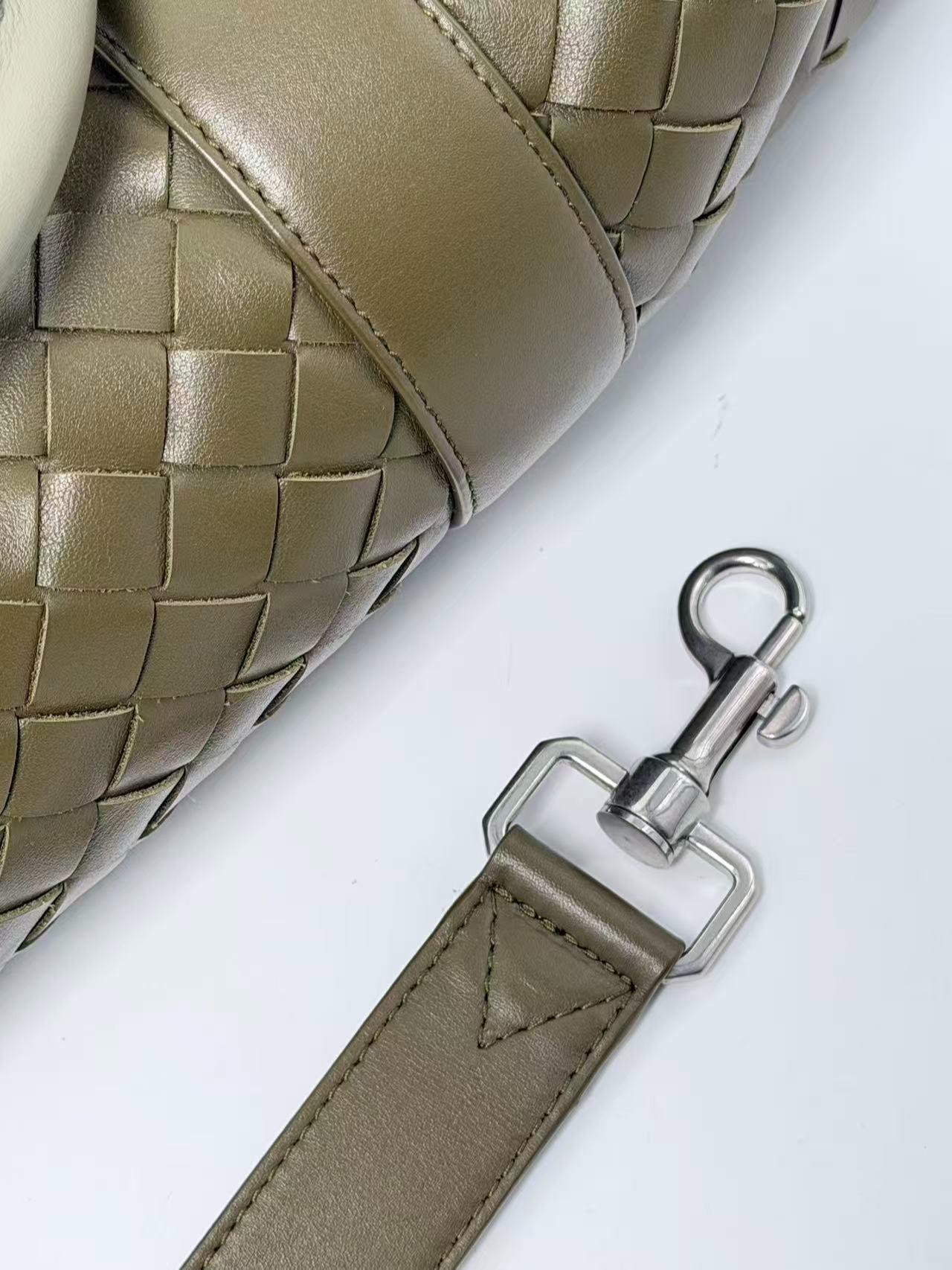Intrecciato Degradé Cabin Duffle Bag Travertine/Moss Green HB001BV