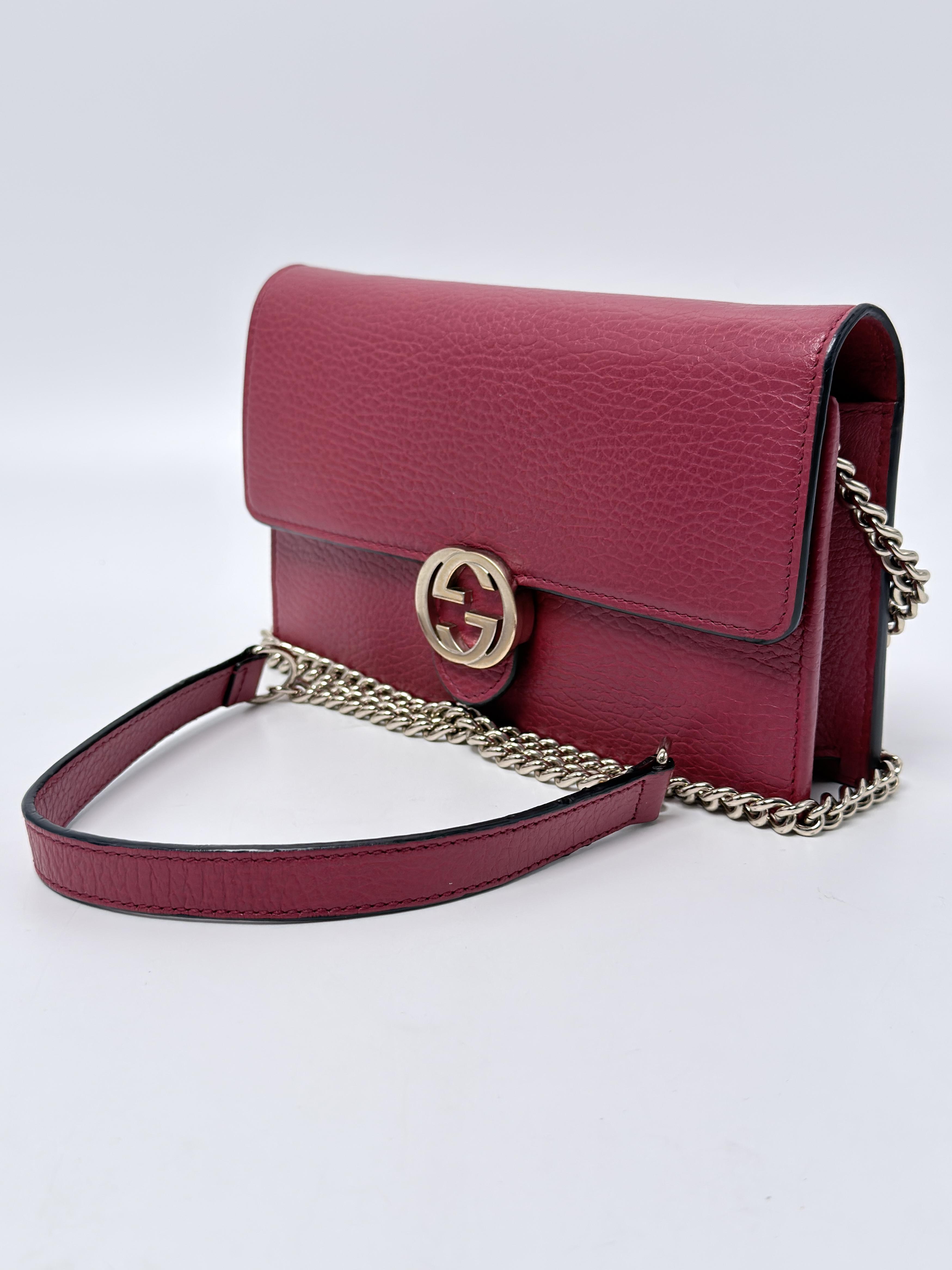 Interlocking G Dollar Calfskin Wallet on Chain Crossbody Bag JD1463GG