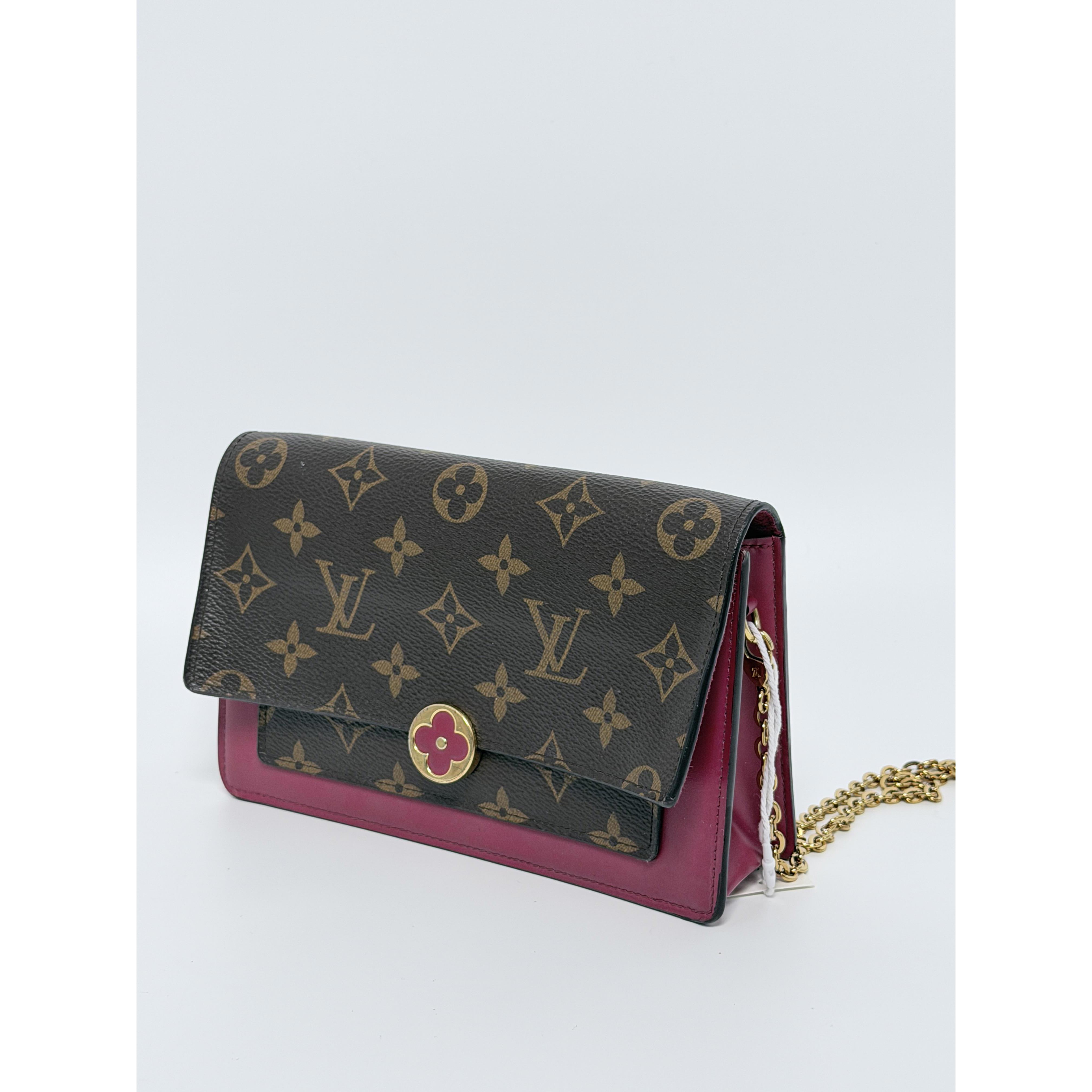 Pre-owned Louis Vuitton Canvas Shoulder Bags Authentic Monogram Flore Wallet On Chain JX332LV