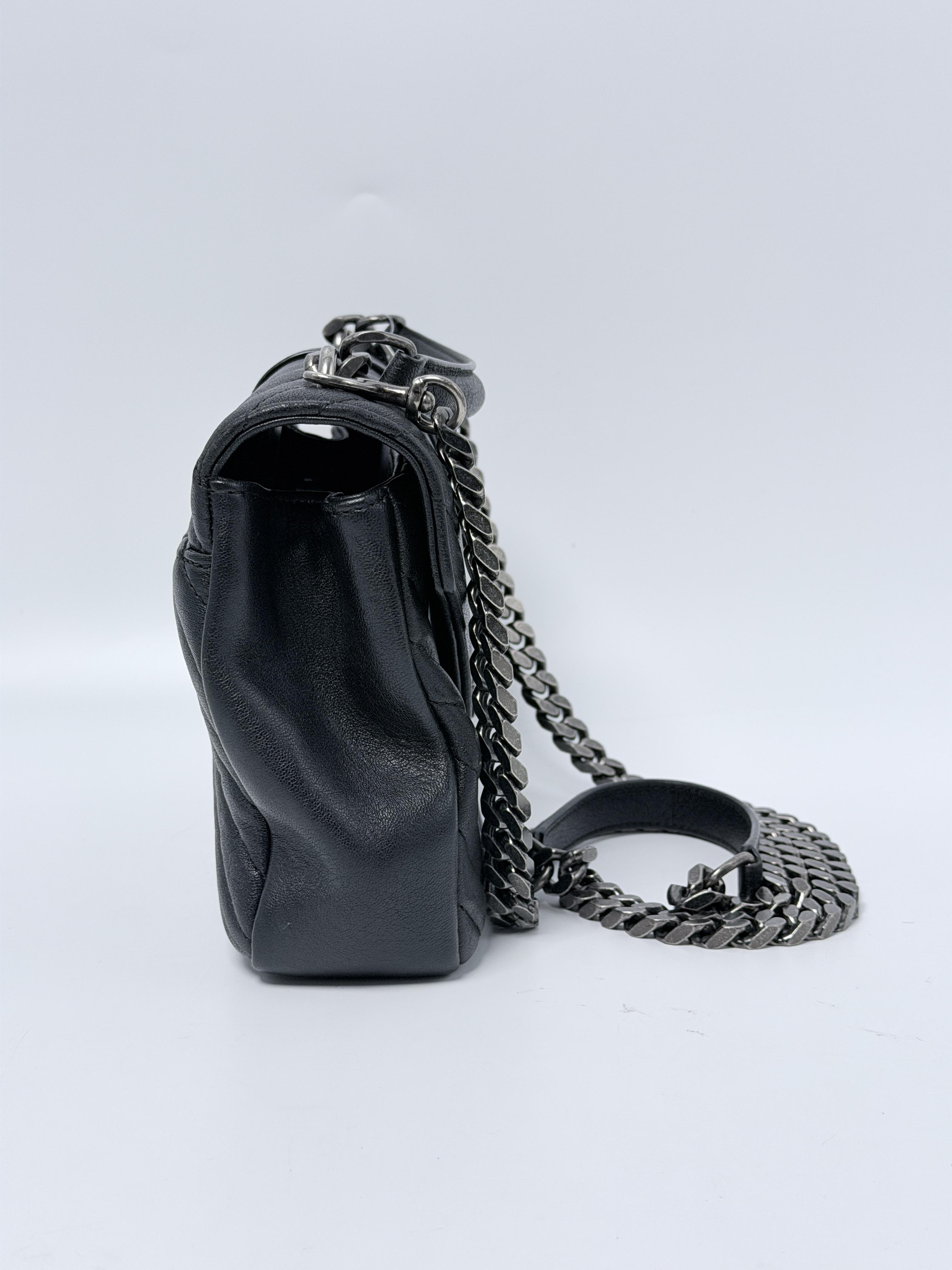 Saint Laurent College Medium Chevron Quilted Flap Shoulder Chain Bag Black ZS014YS