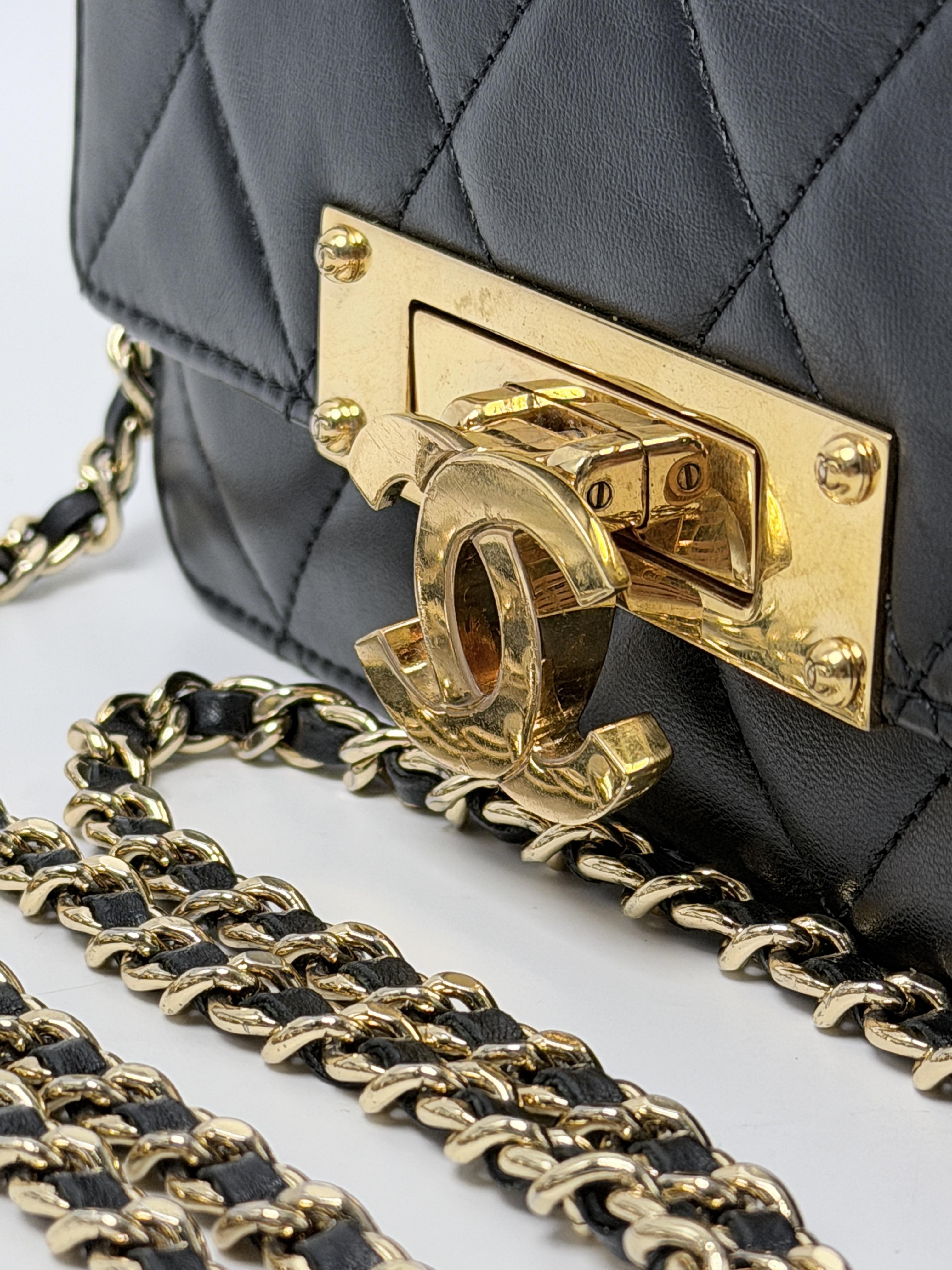 Golden Class Wallet on Chain WOC Black Gold Flap Crossbody Bag JA1424CC
