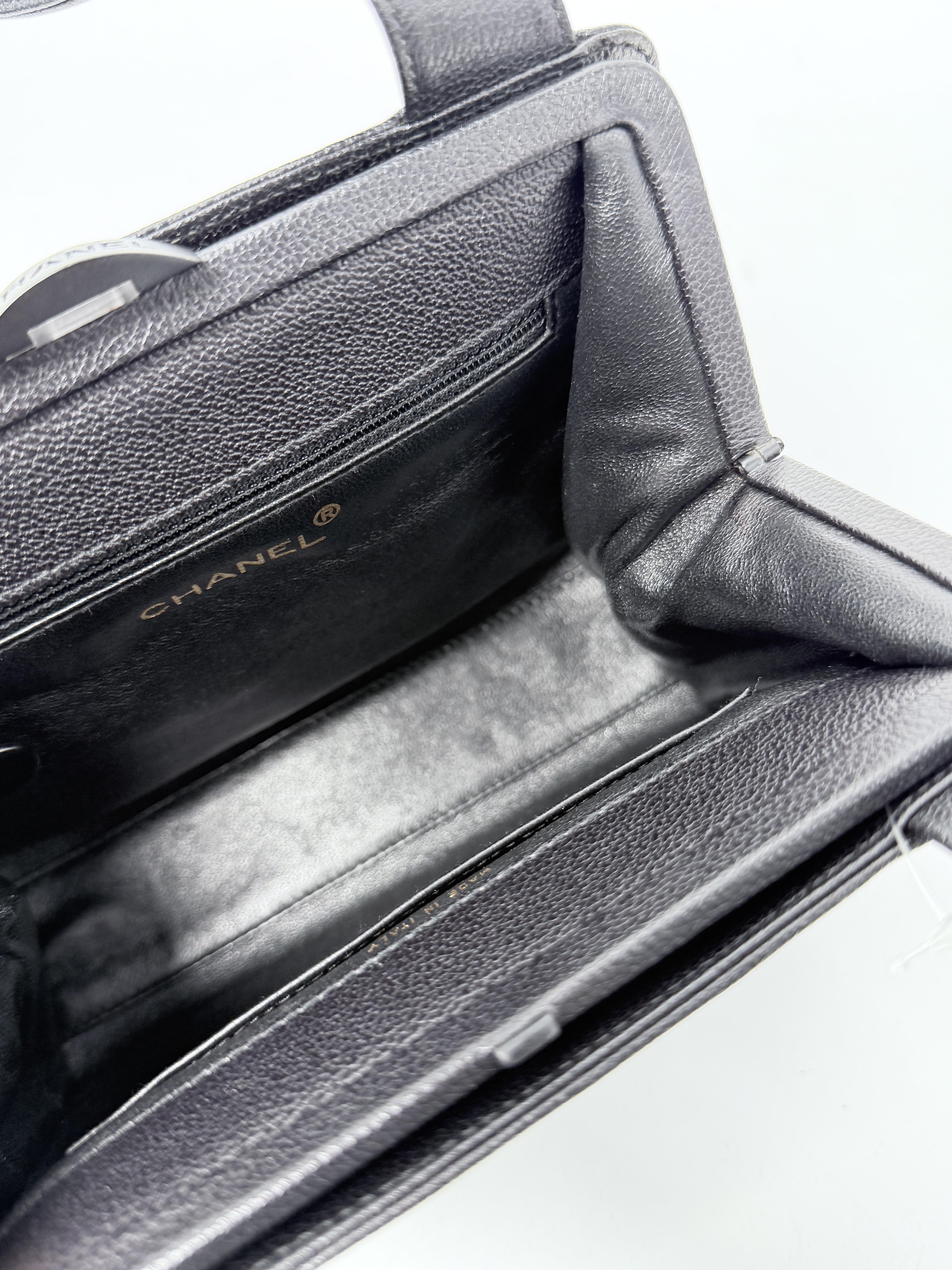 Vintage Caviar Frame Bag Embroidered CC Logo Shoulder Tote Black JP004CC
