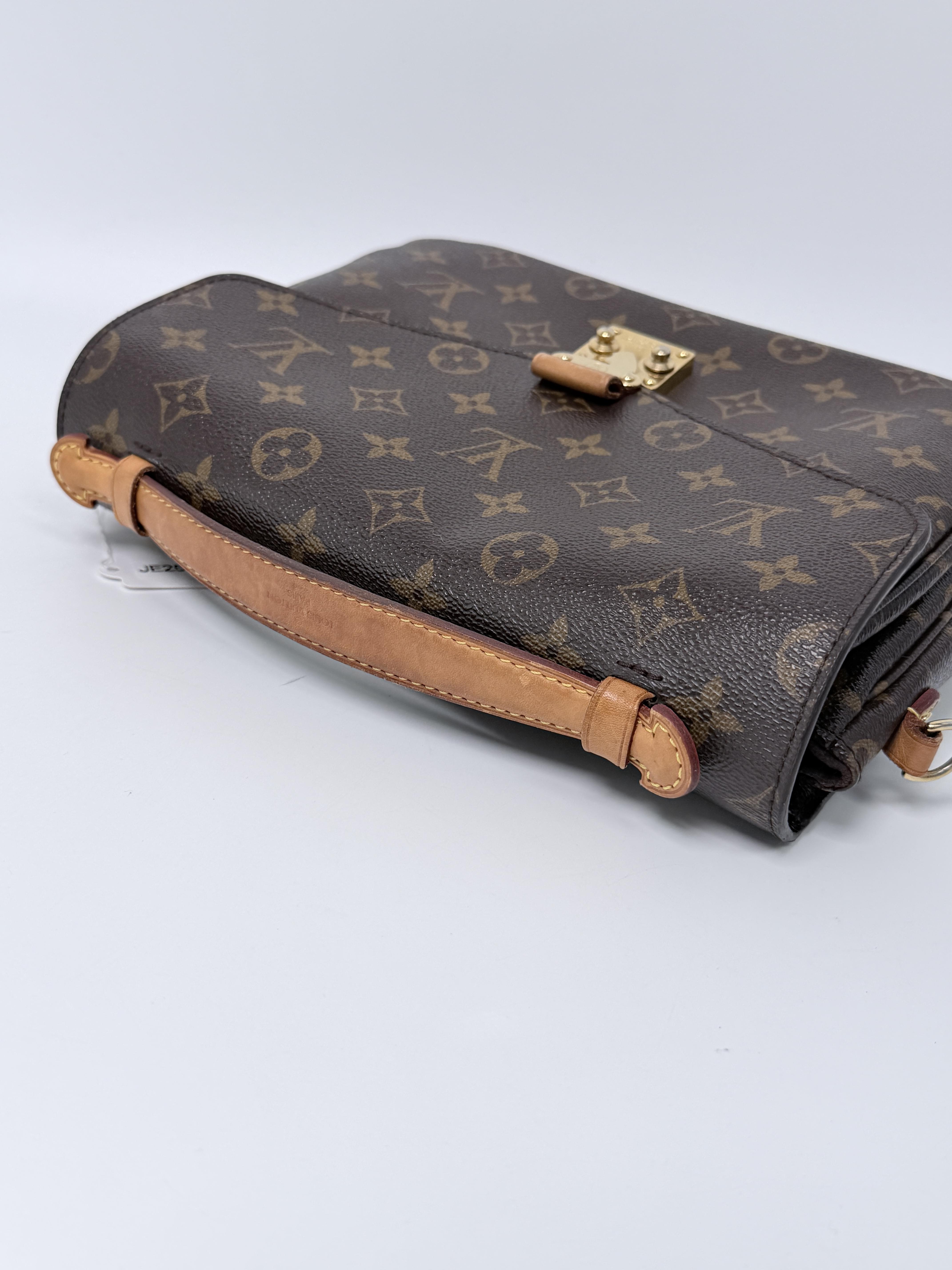 Monogram Pochette Métis Top Handle Handbag Shoulder Bag JE250LV