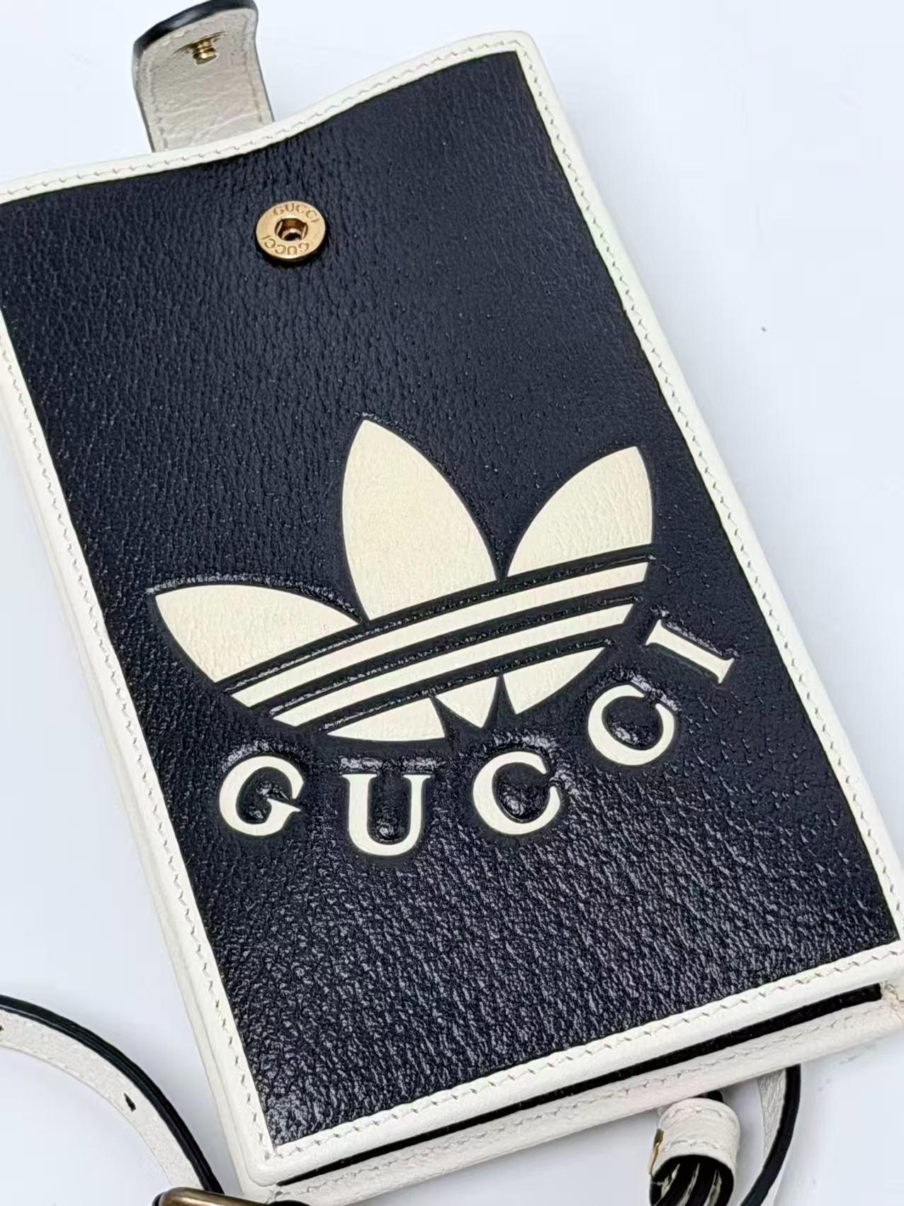 x Adidas Smartphone Case Crossbody Bag JD1215GG
