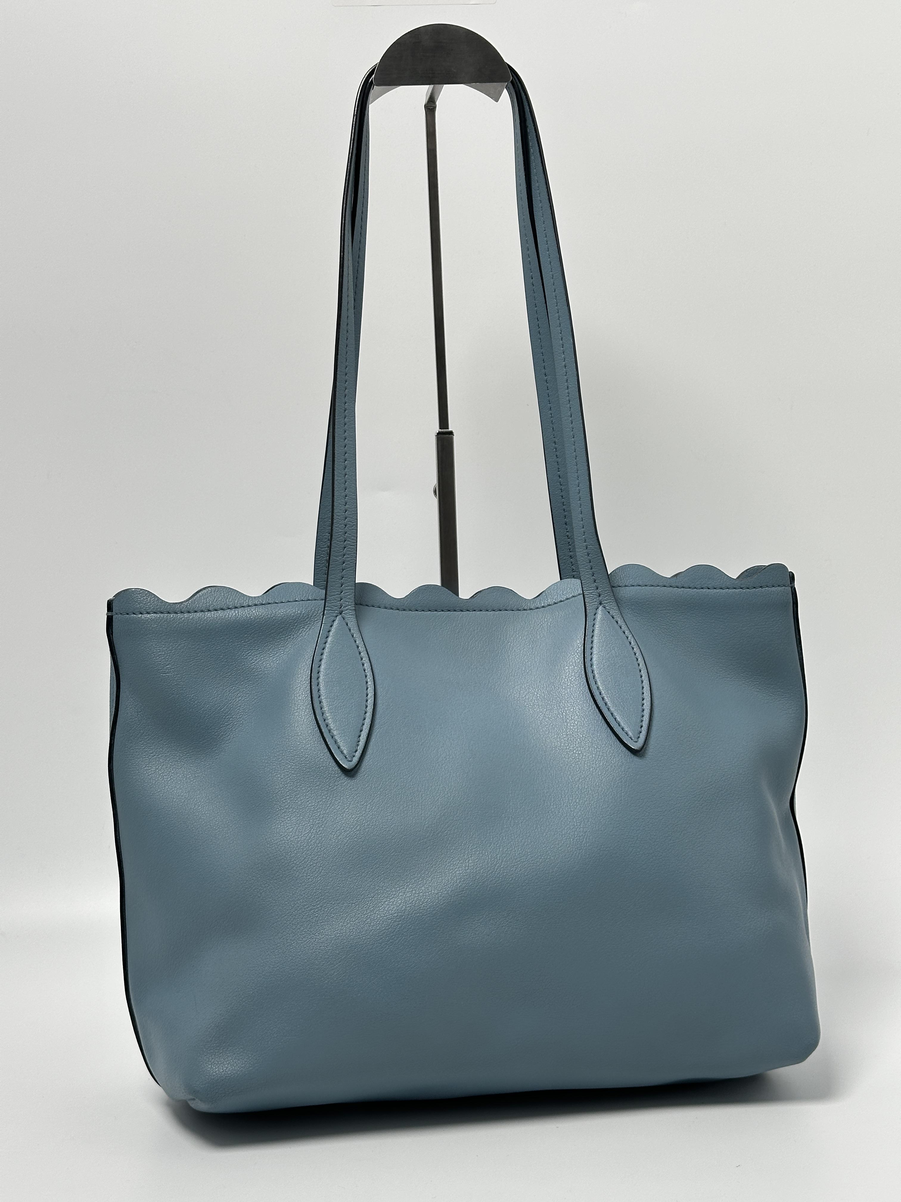 Blue Scalloped Tote Bag with Pouch XU001MM