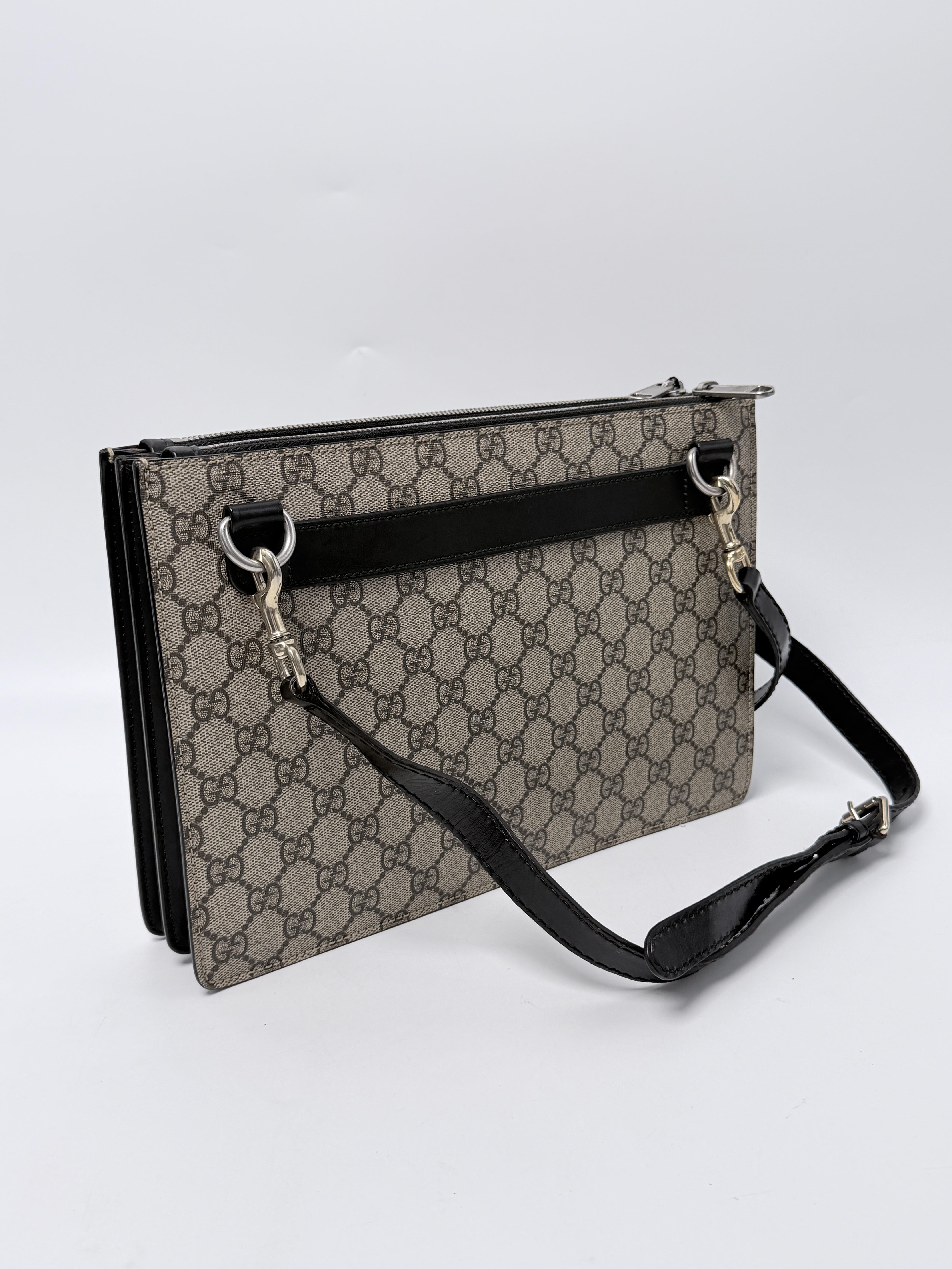 GG Supreme Flat Messenger Pouch Black Clutch Crossbody Bag JD1630GG
