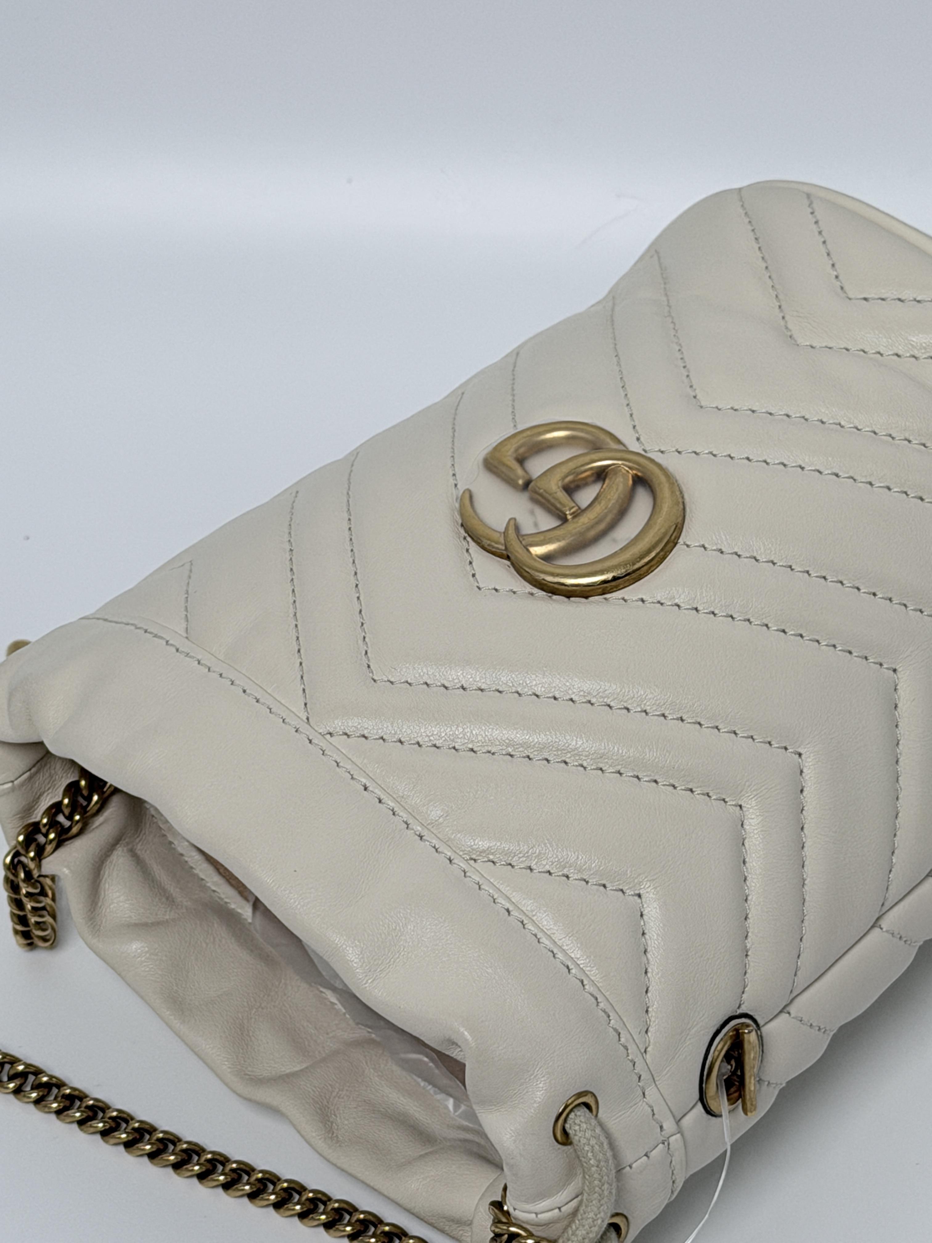 Pre-owned GUCCI leather Crossbody Bags GG Marmont Mini Bucket Crossbody Bag ZS085GG
